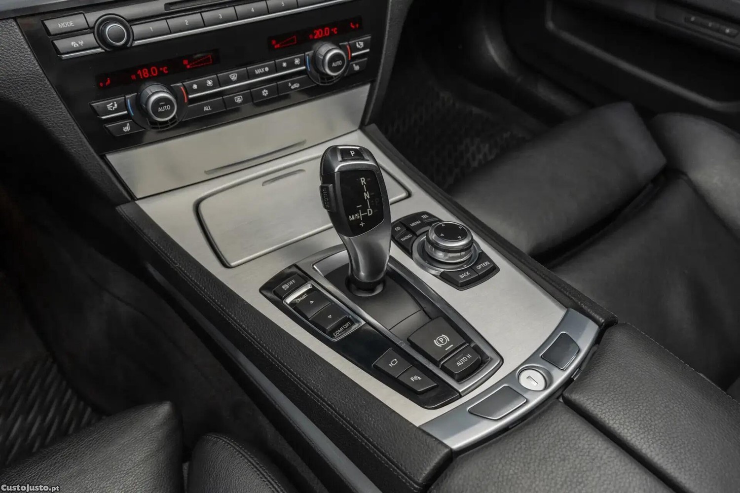 BMW 740 d Pack M — fotografia 10