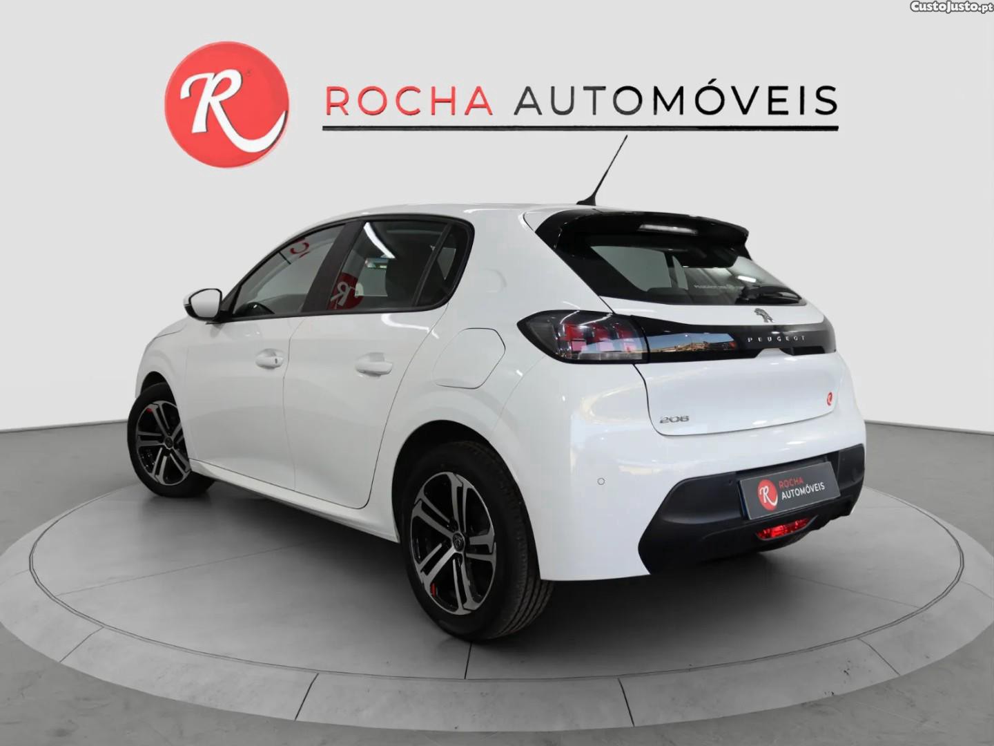 Peugeot 208 1.2 PureTech Allure — fotografia 4
