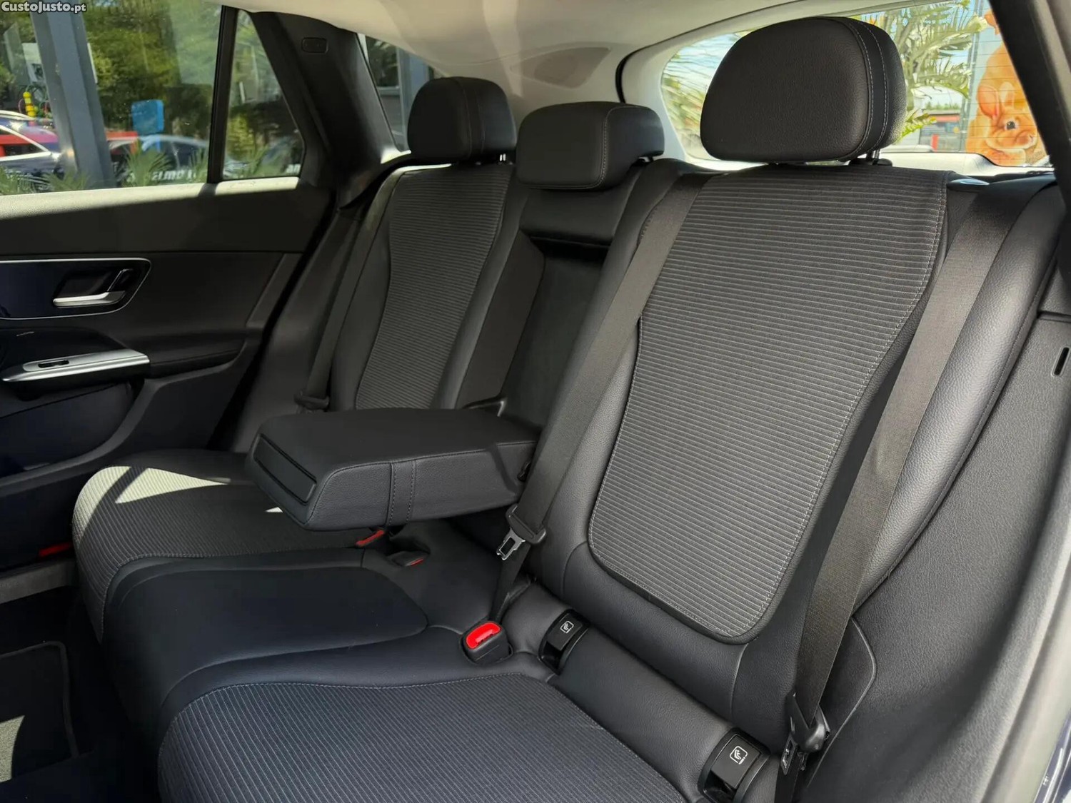 Mercedes-Benz GLC 220 d 4Matic — fotografia 11