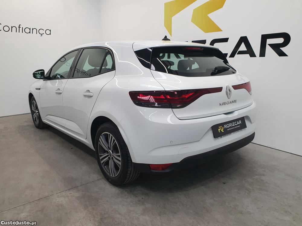 Renault Mégane 1.5 Blue dCi 115 — fotografia 17