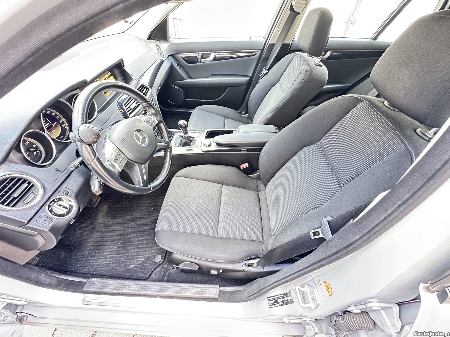 Mercedes-Benz C 220 Avantgarde — fotografia 7
