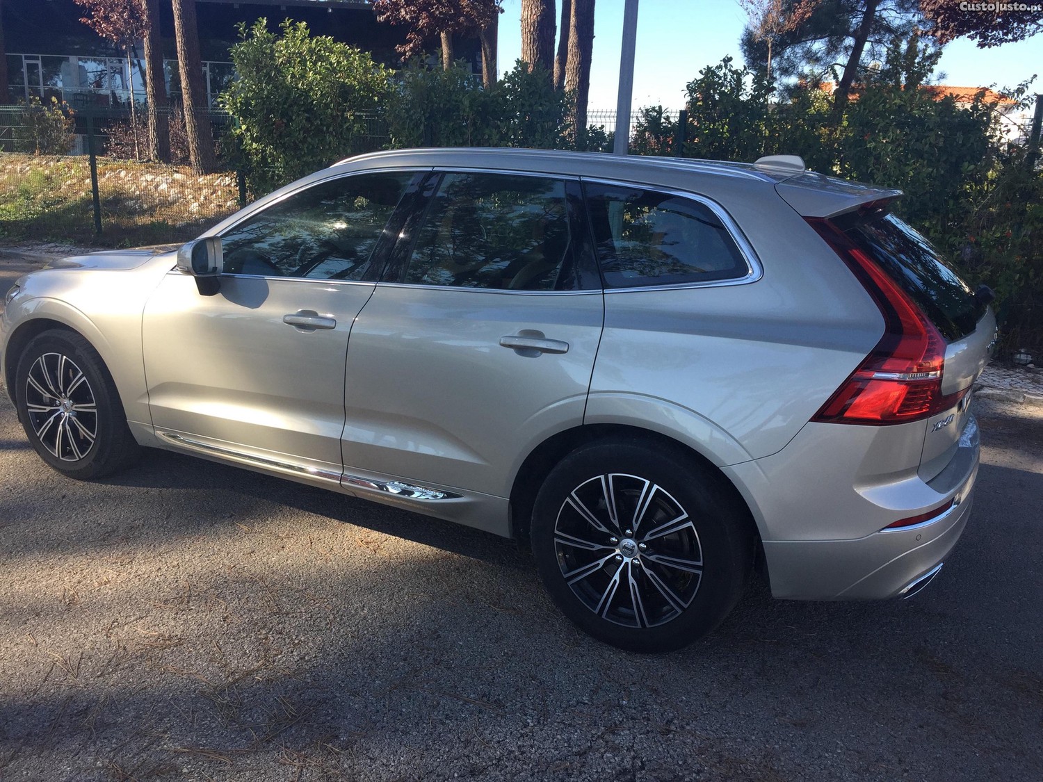 Volvo XC60 2.0 D4 Inscription AWD Gertronic - 17 foto 4