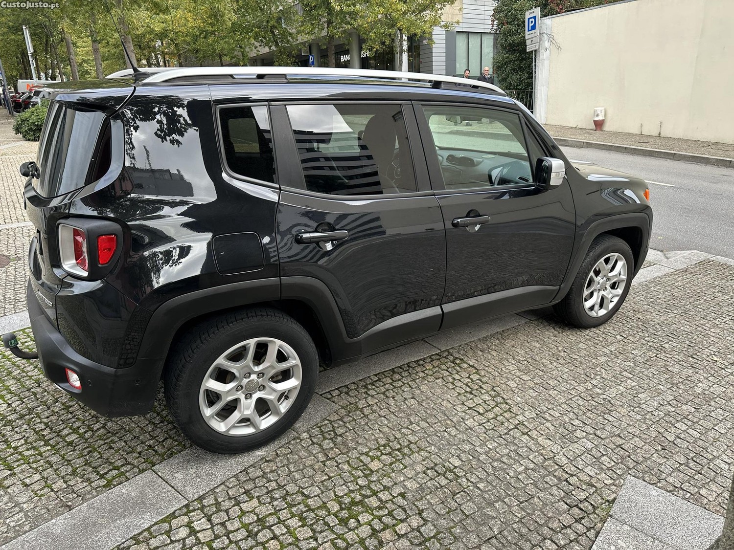 Jeep Renegade 1.6 MJD Limited — fotografia 17
