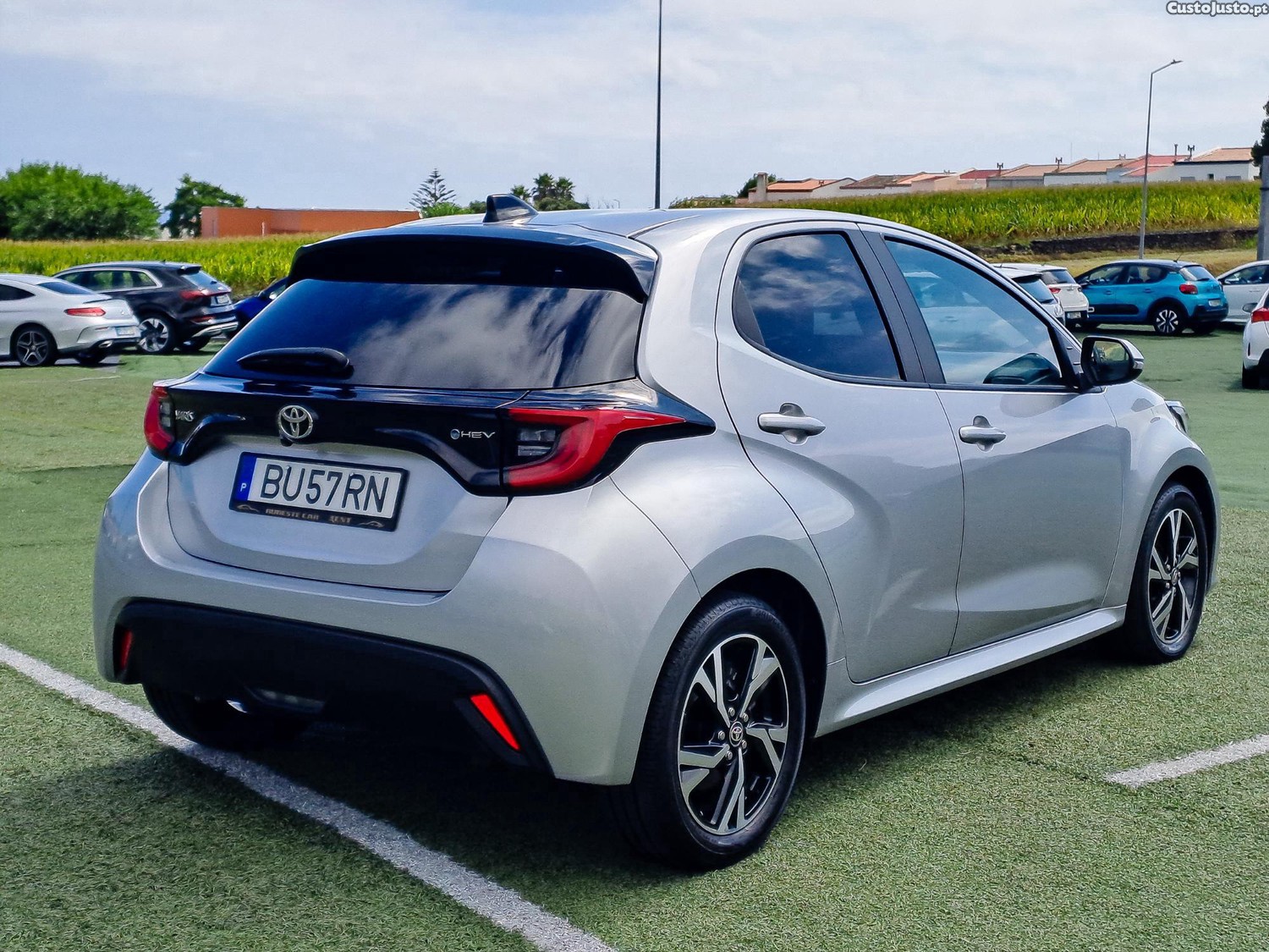 Toyota Yaris 1.5HDF EXCLUSIVE 116CV HIBRIDO/GASOLINA 2025 — fotografia 15