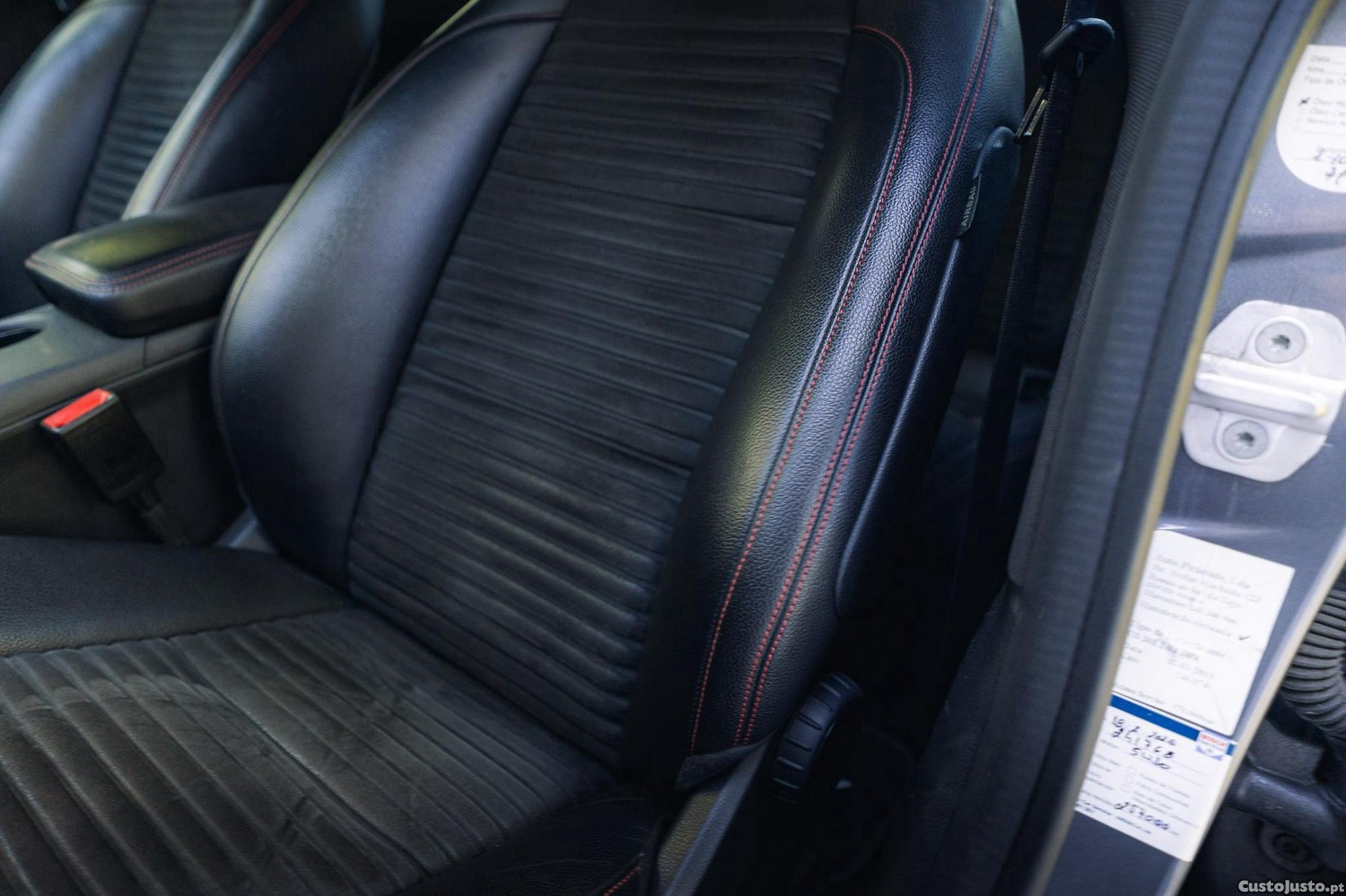 Mercedes-Benz CLA 200 CDi AMG Line — fotografia 4