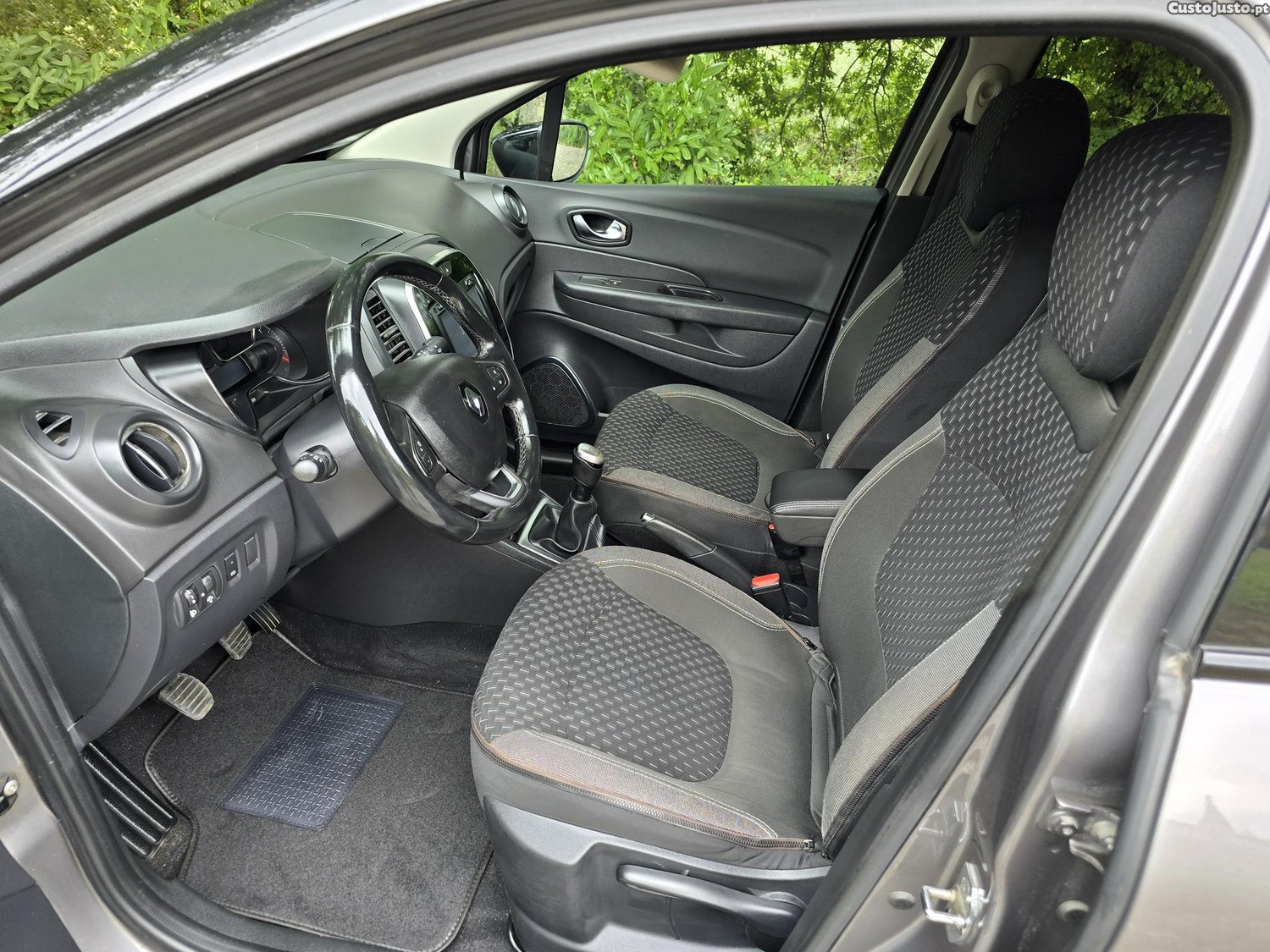 Renault Captur 1.5 dci sport dinamic nacional 1 reg 112000 klms c/garantia — fotografia 3