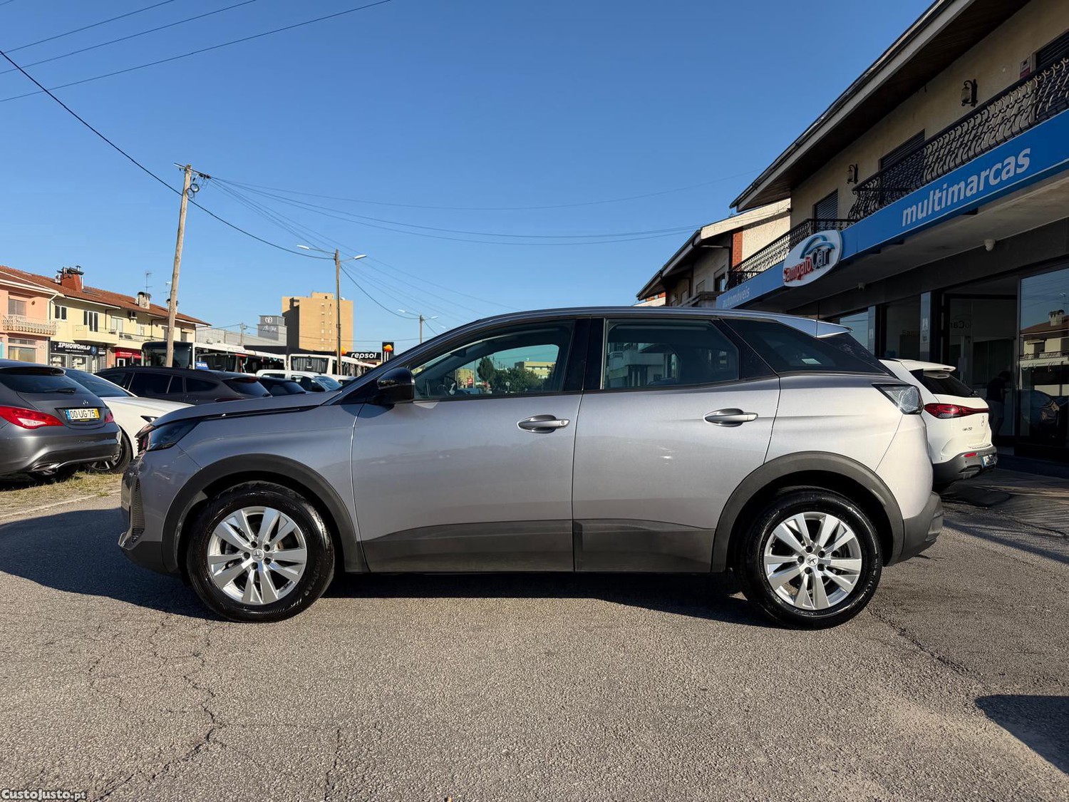 Peugeot 3008 1.5 BlueHDi Active Pack — fotografia 24