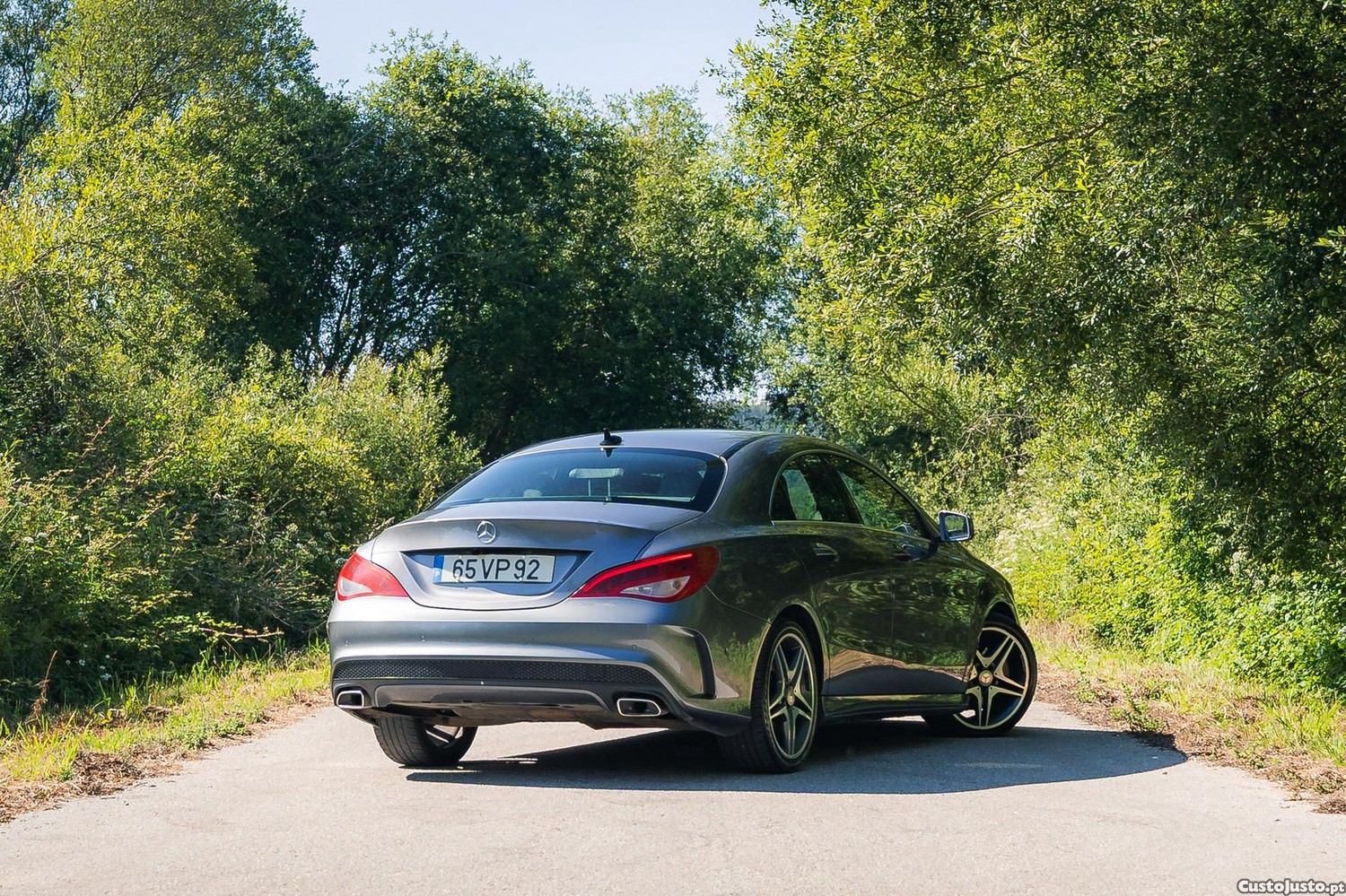 Mercedes-Benz CLA 200 CDi AMG Line — fotografia 13