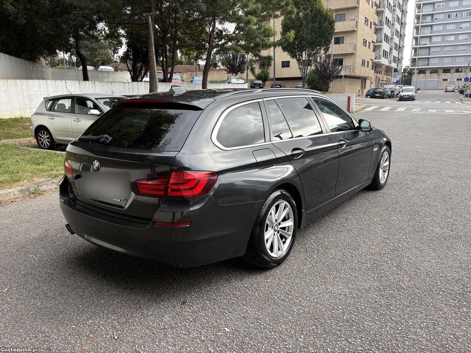 BMW 520 Touring Automática — fotografia 9