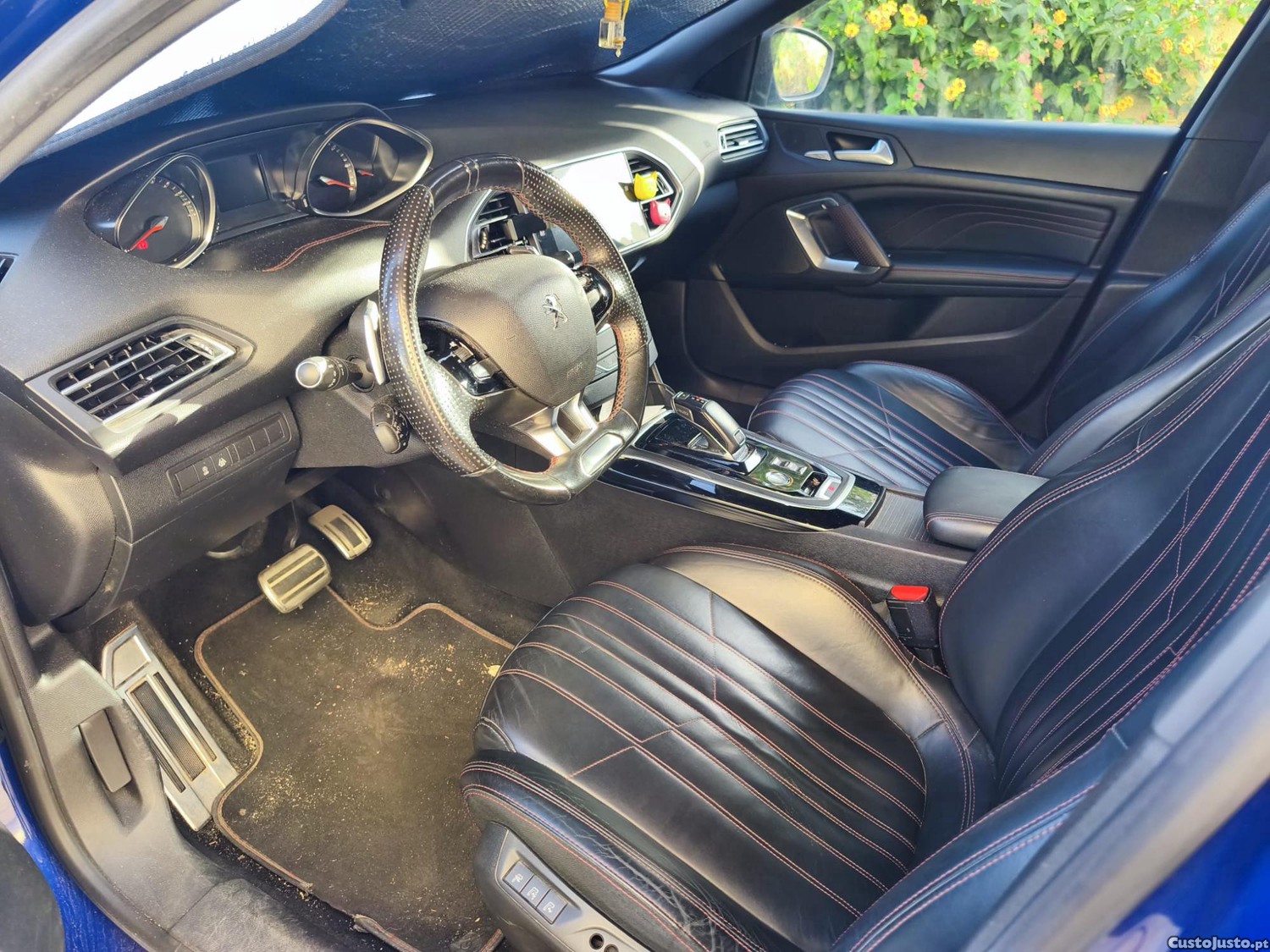 Peugeot 308 SW 1.5 BlueHDI EAT8 GTLINE — fotografia 4