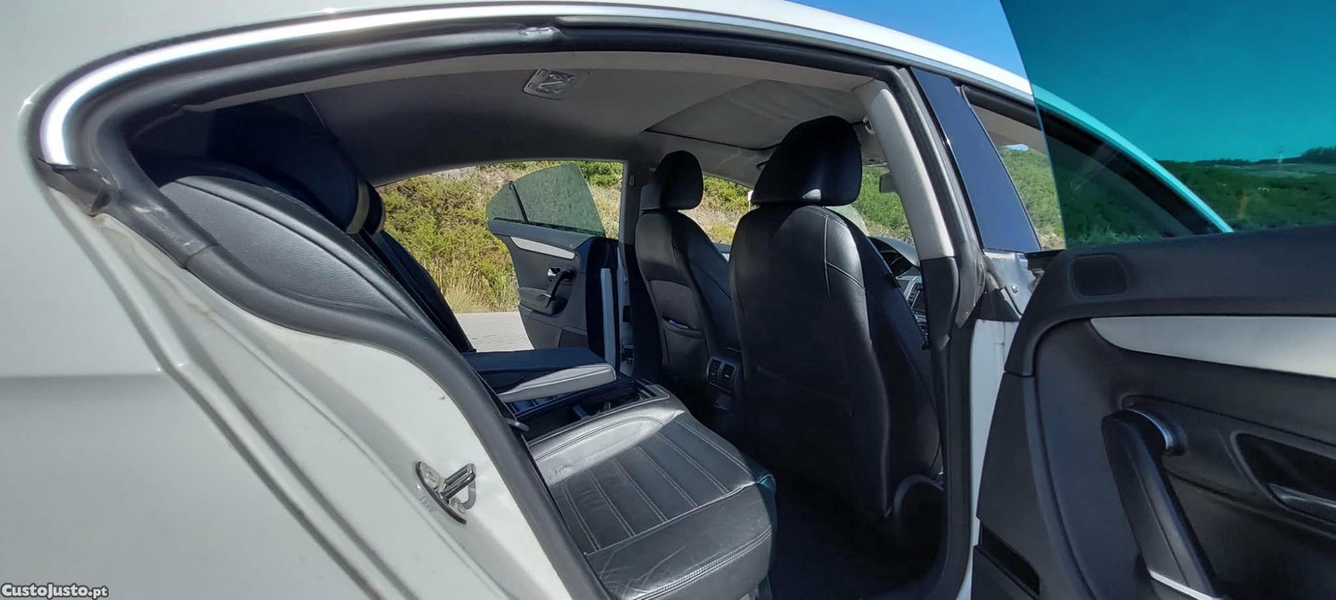 Volkswagen CC 2.0 tdi 170cv — fotografia 4