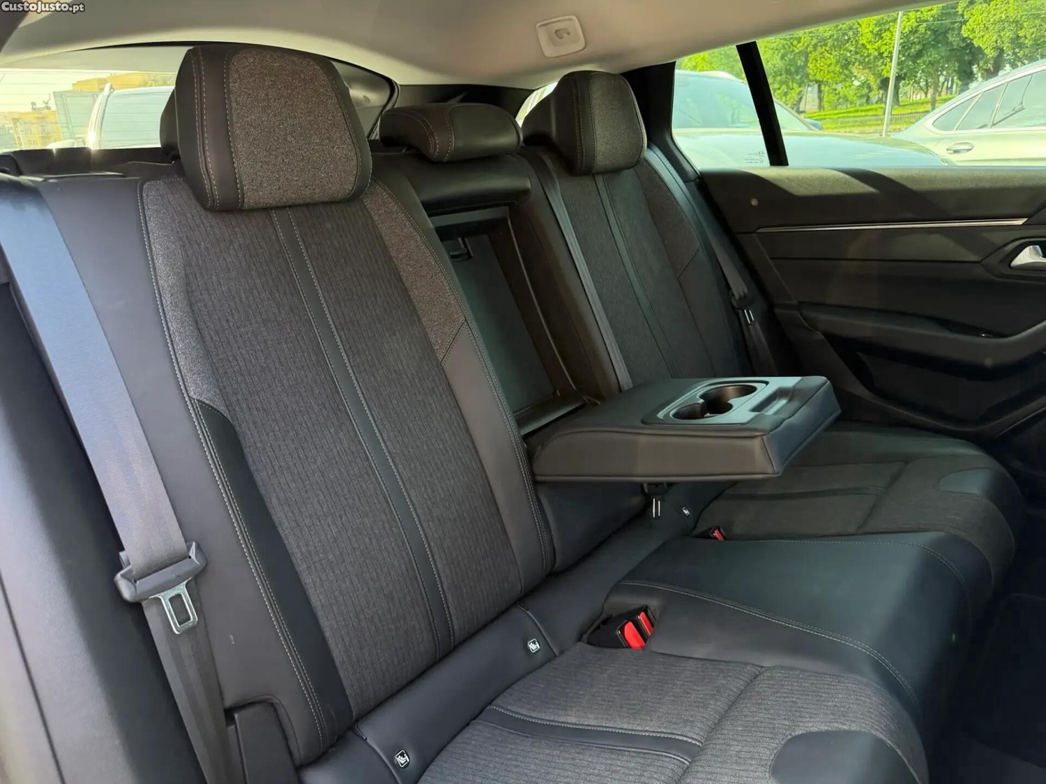 Peugeot 508 1.5 BlueHDi Allure Pack EAT8 — fotografia 11
