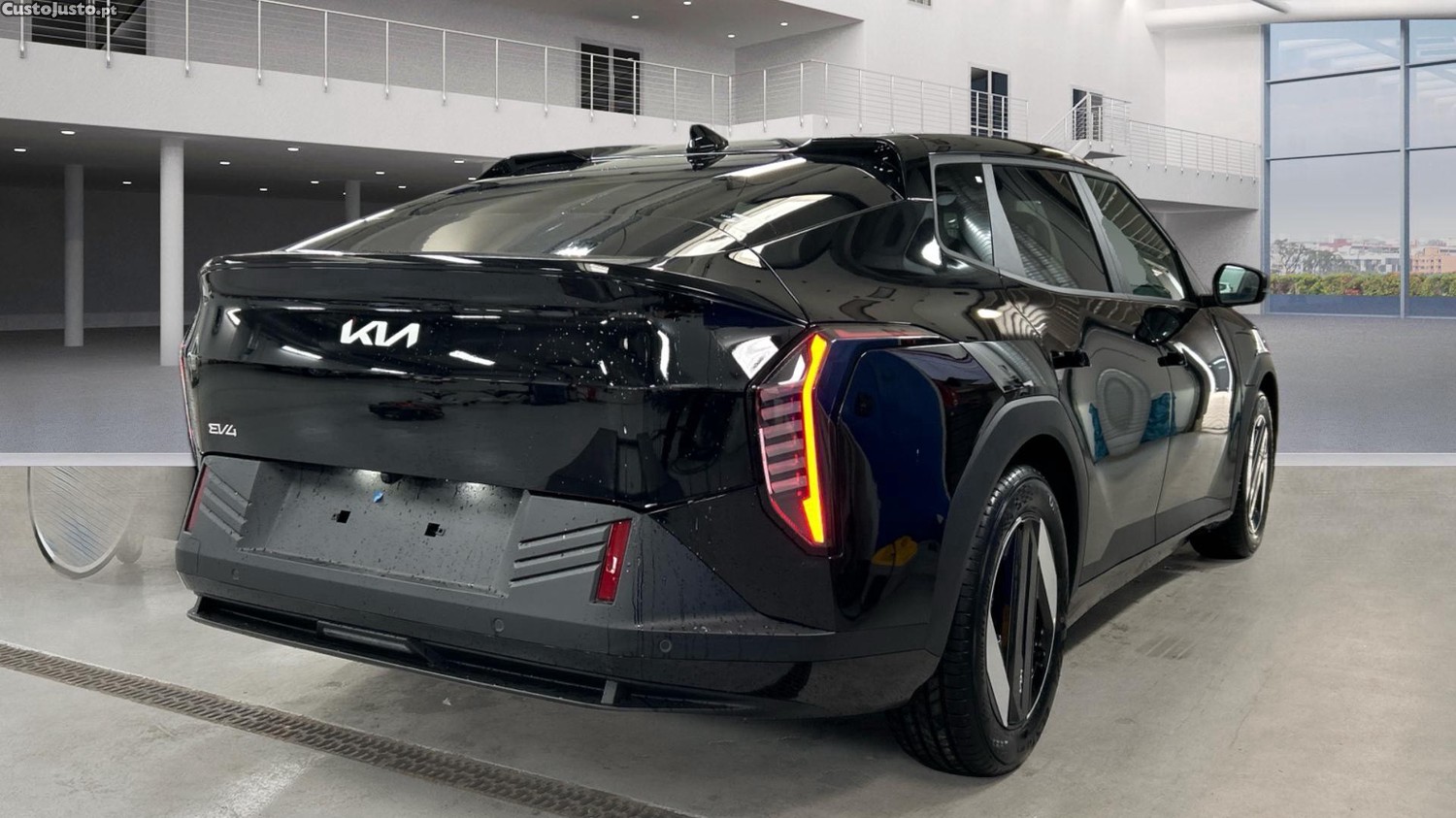 Kia  KIA EV4 FASTBACK LONG RANGE UPGRADE 81.4 kWh 204cv - 26 — photo 3