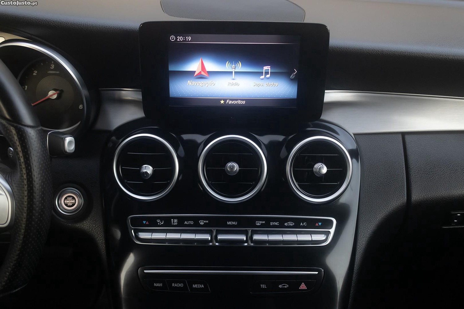 Mercedes-Benz C 220 d AMG Line — fotografia 15