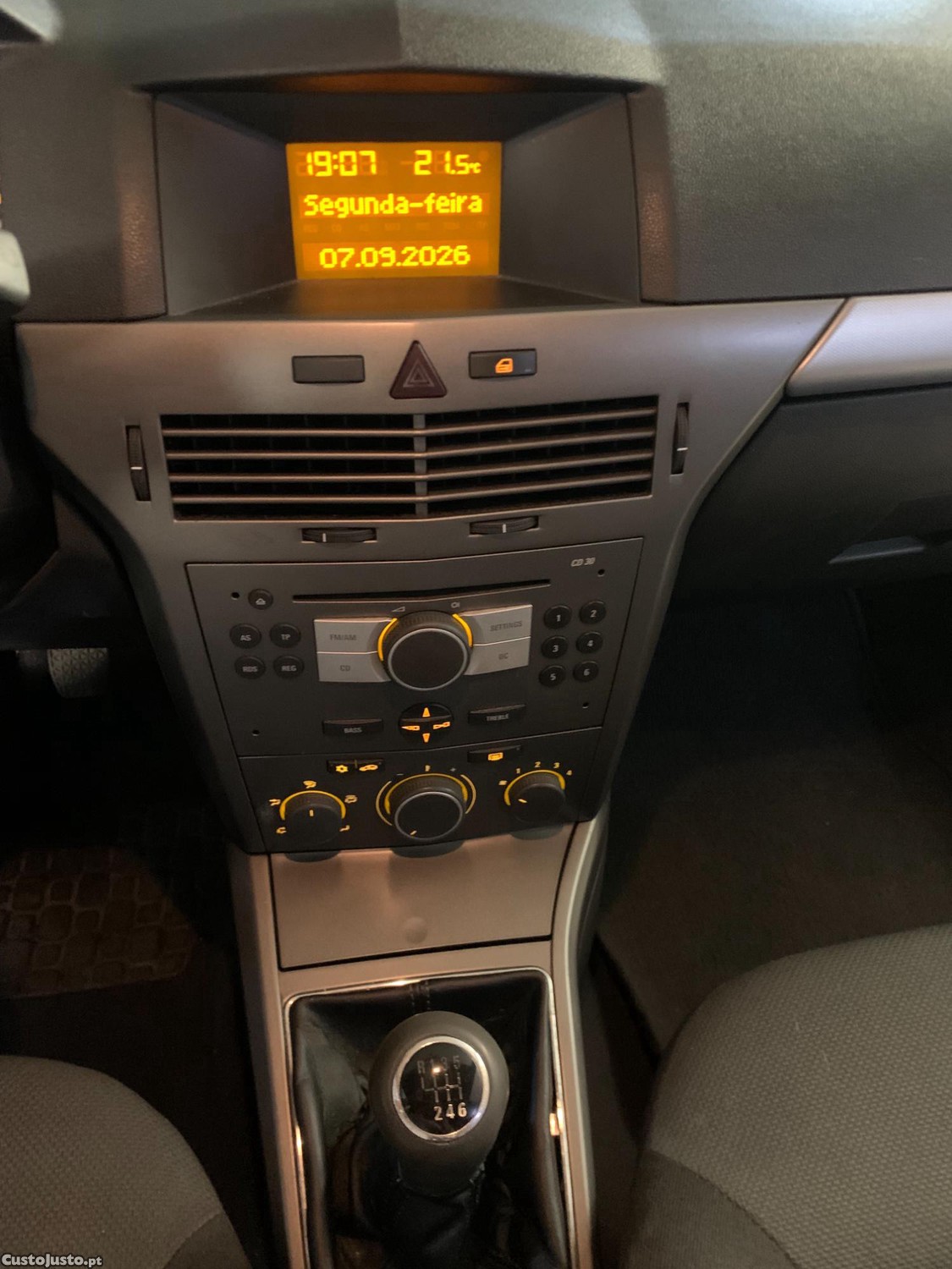 Opel Astra Caravan — fotografia 7