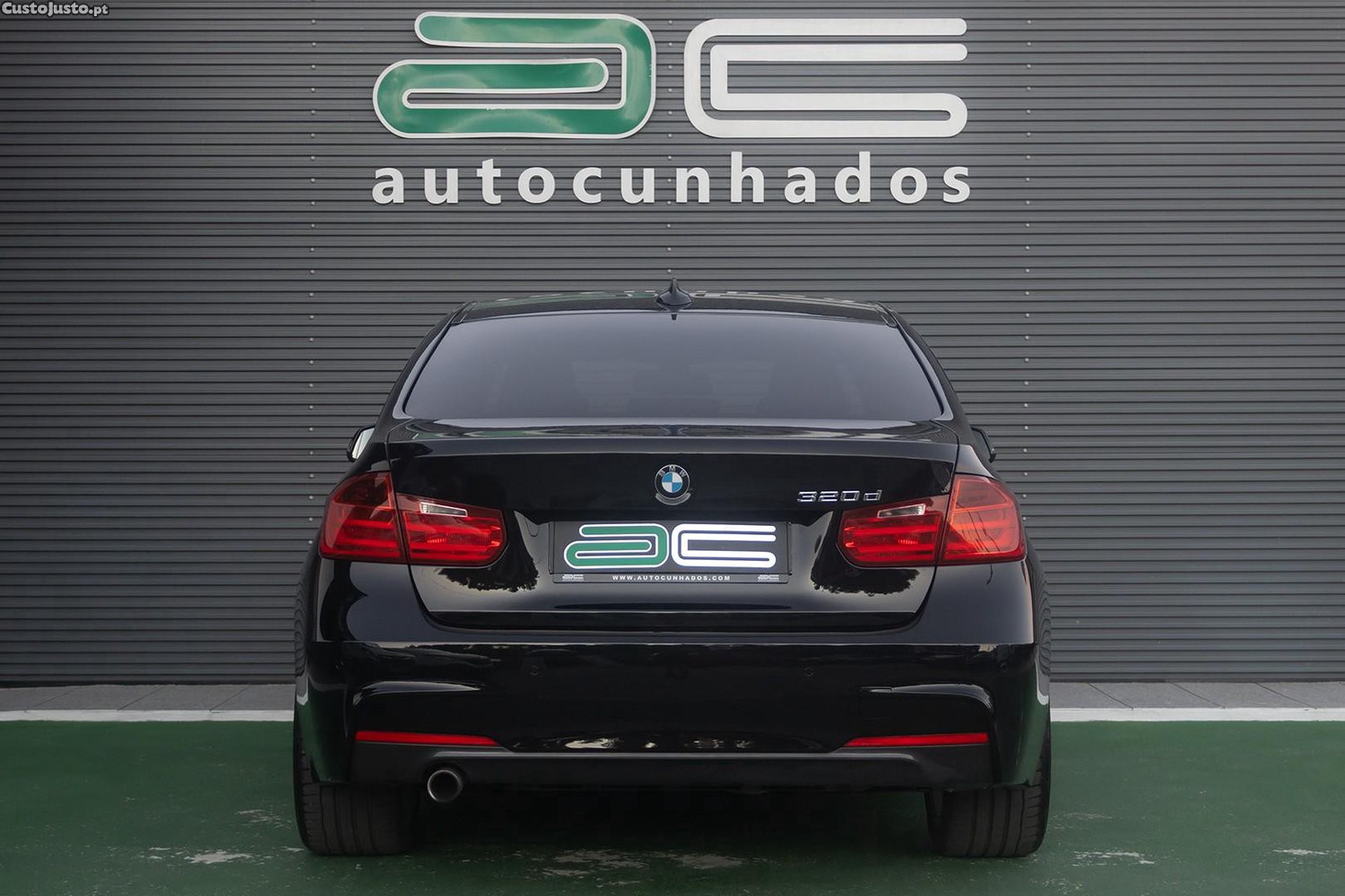 BMW 320 d Auto Pack M — fotografia 19