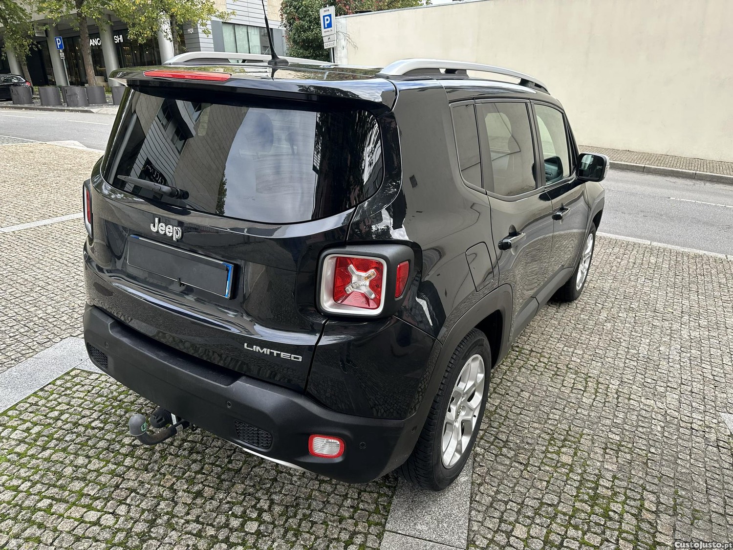 Jeep Renegade 1.6 MJD Limited — fotografia 18