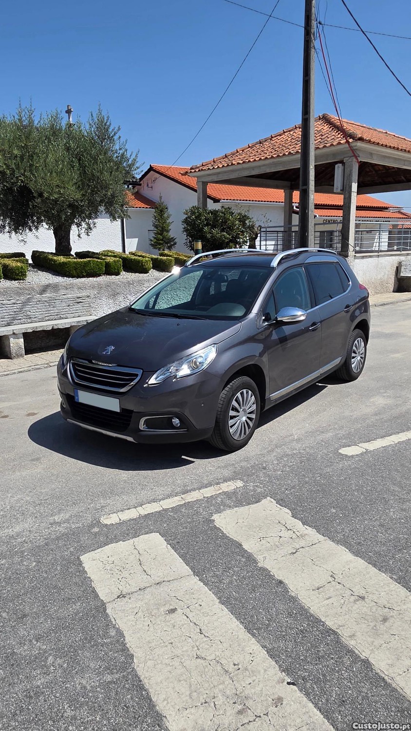 Peugeot 2008 Allure 1.6 - 16 foto 2