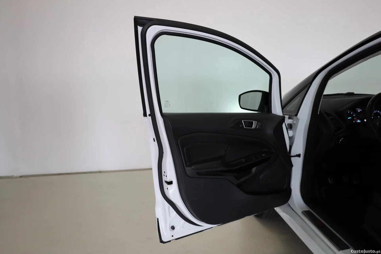Ford EcoSport 1.0 EcoBoost ST-Line Plus — fotografia 3