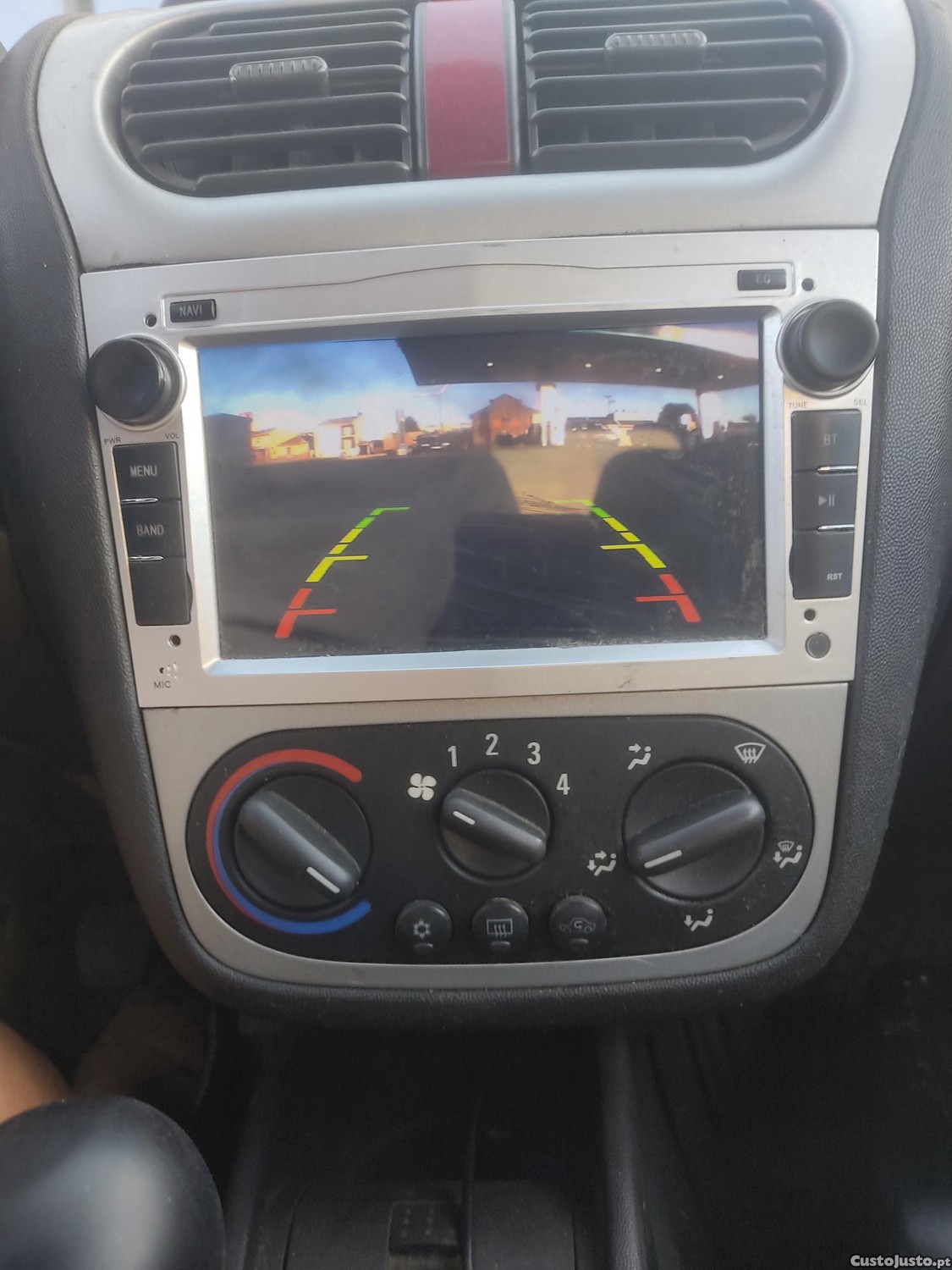 Opel Corsa 1.3 Cdti AC Funcional/ Bluetooth/GPS — fotografia 3
