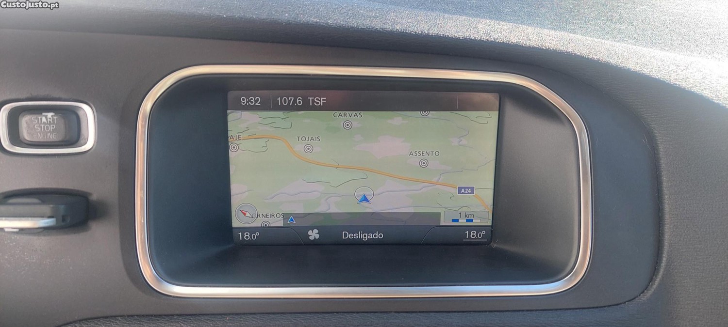 Volvo V40 1.6 D2 Momentum — fotografia 3