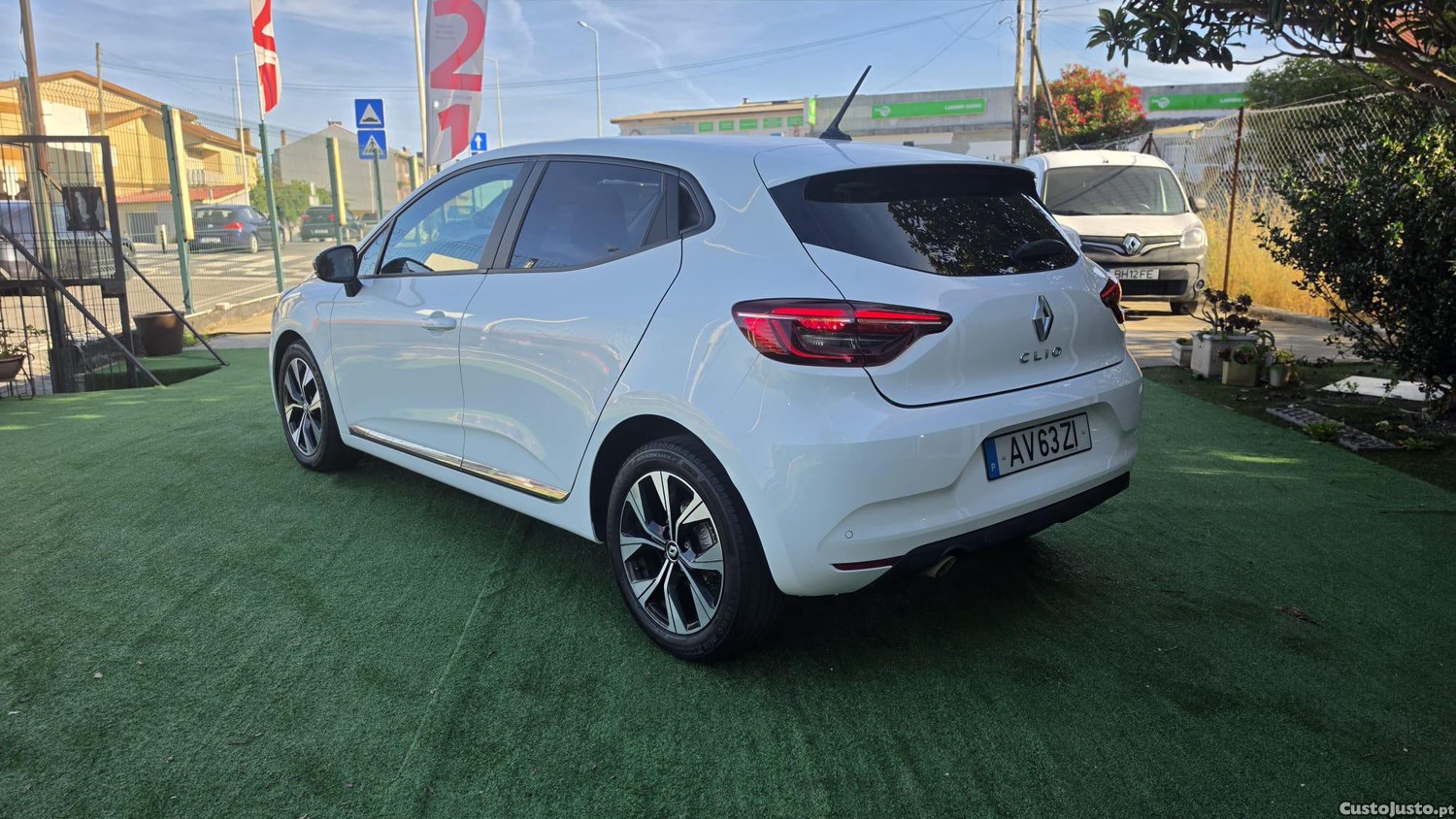 Renault Clio - 23 foto 3