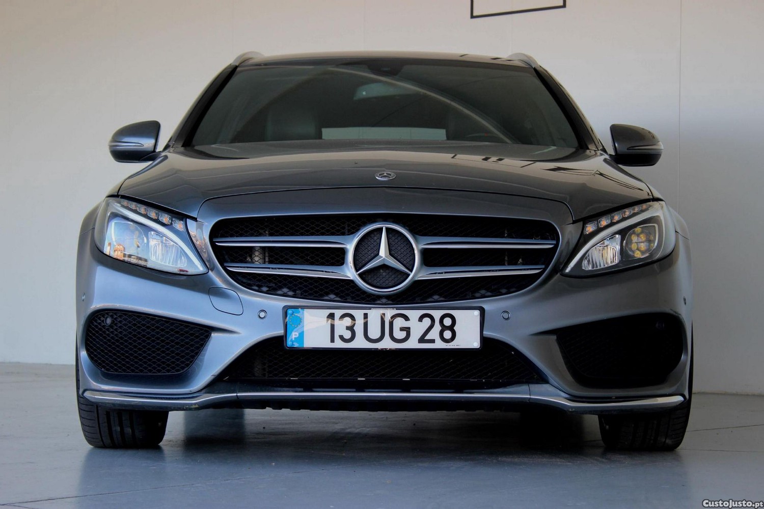Mercedes-Benz C 300 h AMG Line - 18 foto 2