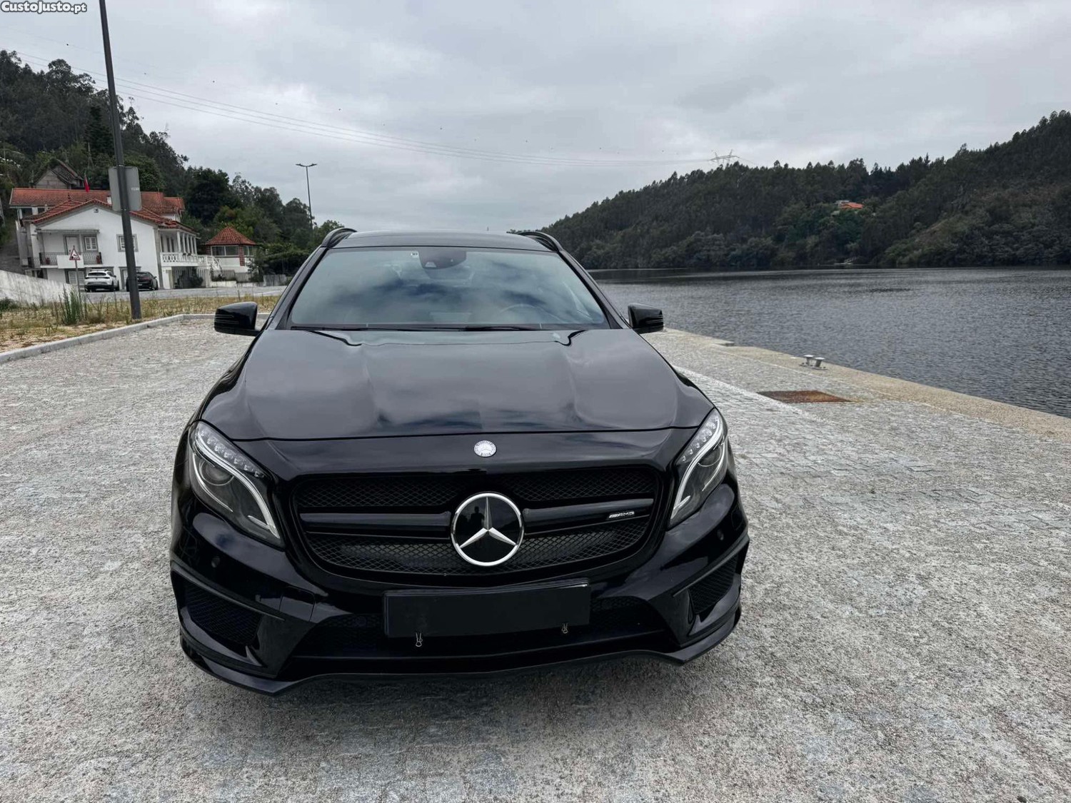 Mercedes-Benz GLA 45 AMG 4MATIC — fotografia 8