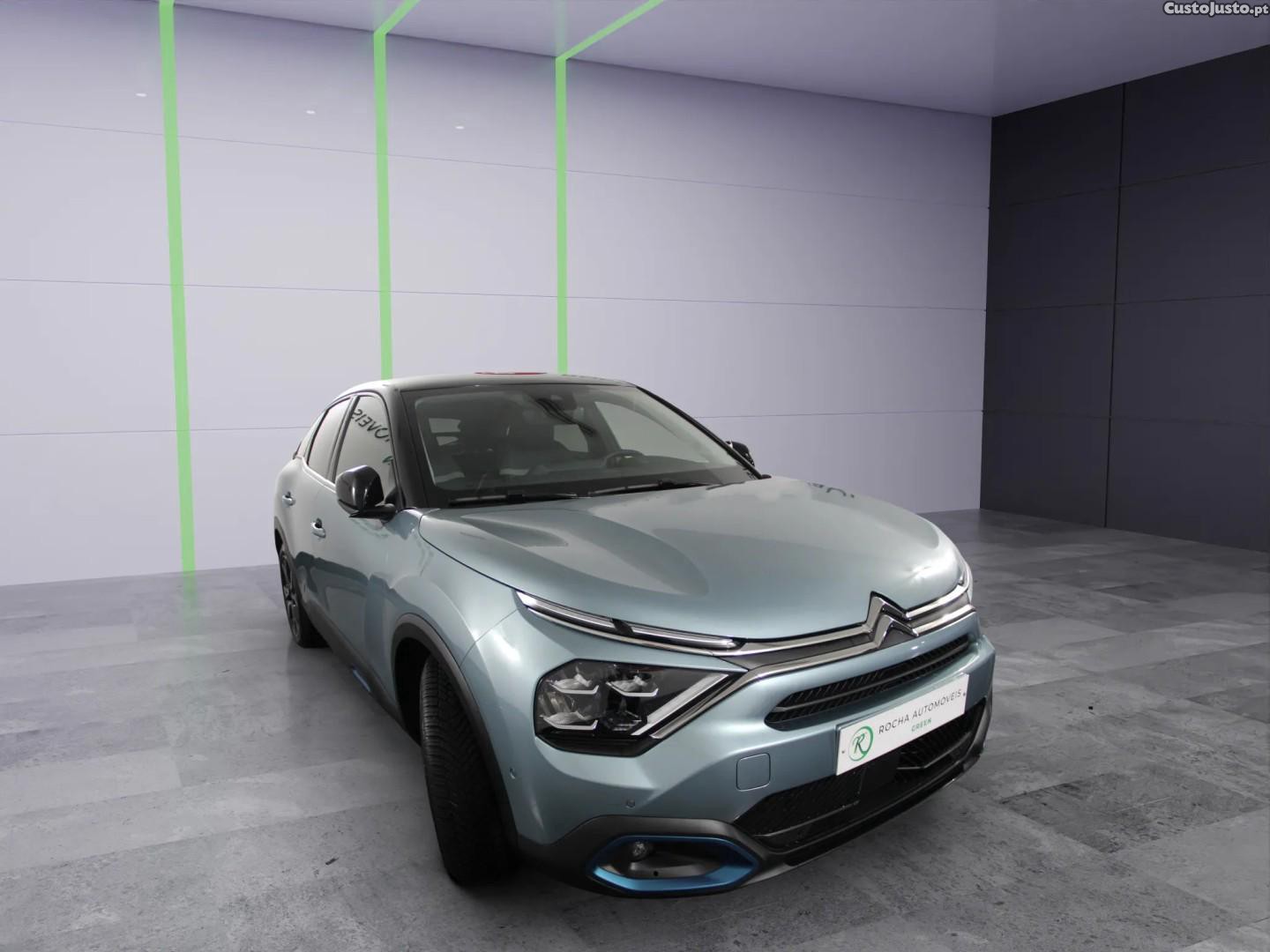 Citroën e-C4 50 kWh Shine — fotografia 10