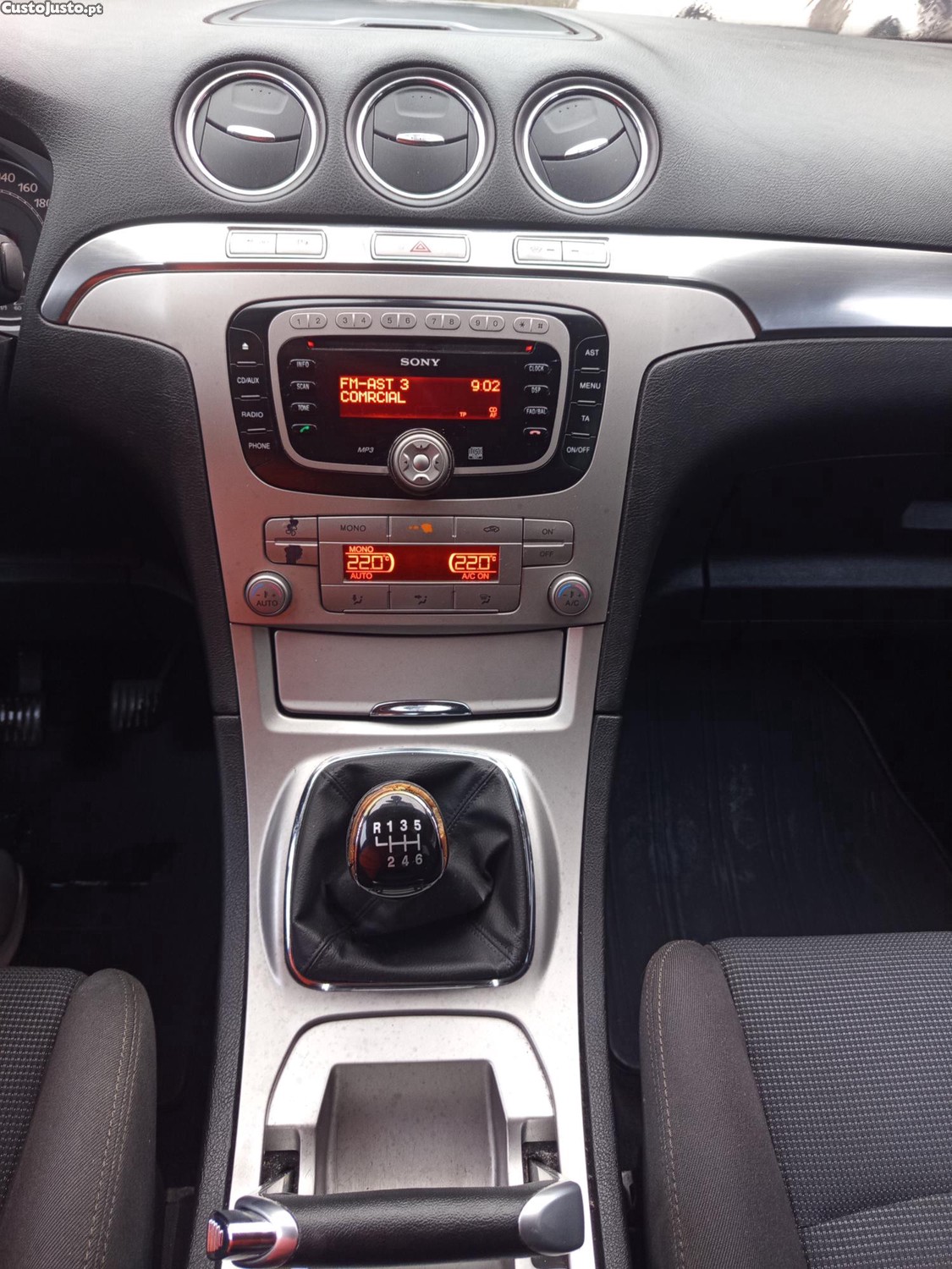 Ford S-Max 1.8 TDCI Titanium 7 Lug — fotografia 2