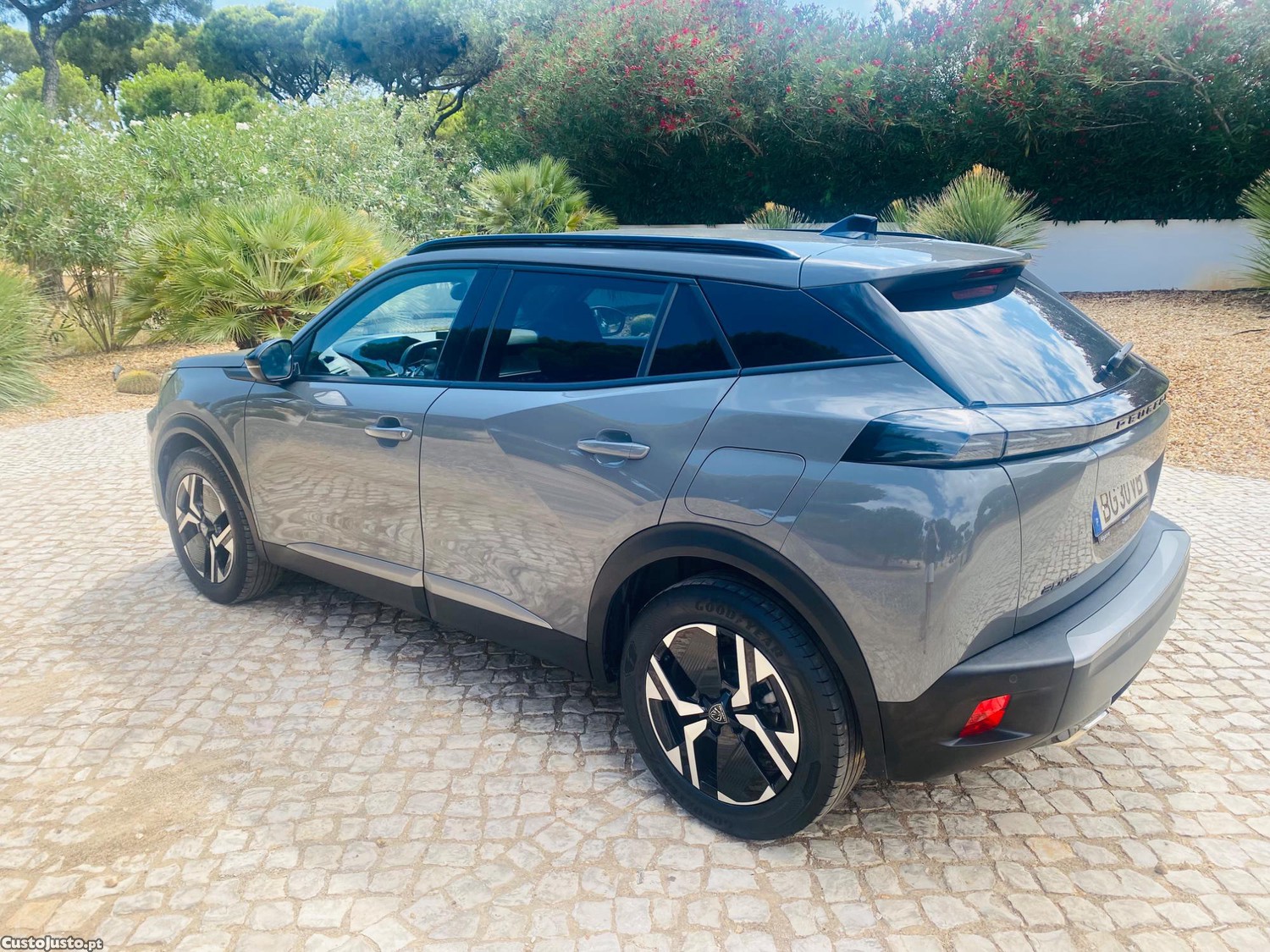 Peugeot 2008 ALL 1.2 PURETECH — fotografia 4