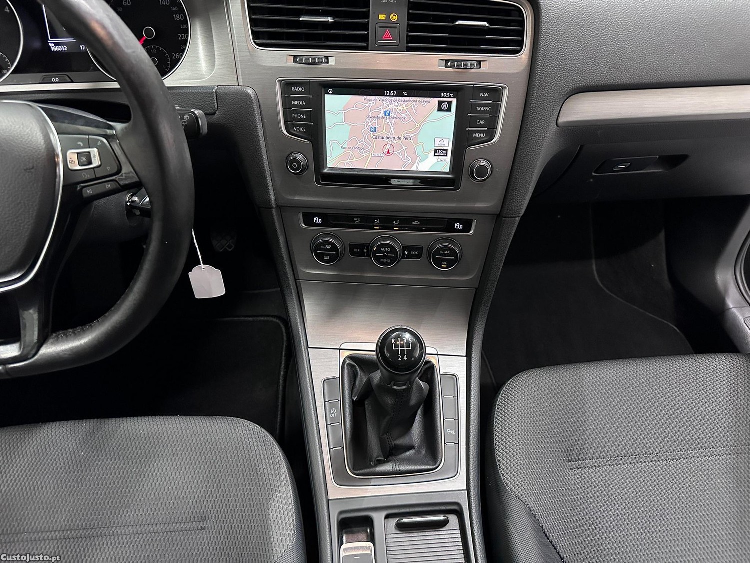 Volkswagen Golf Variant 1.6 TDi BlueMotion Confortline — fotografia 14