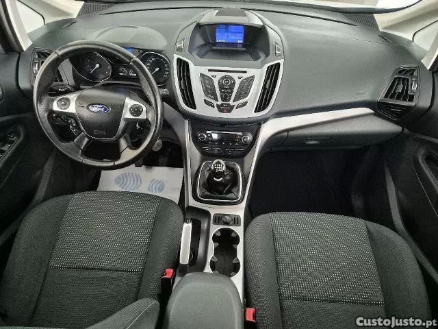 Ford C-Max 1.0 scti - 13 — photo 4