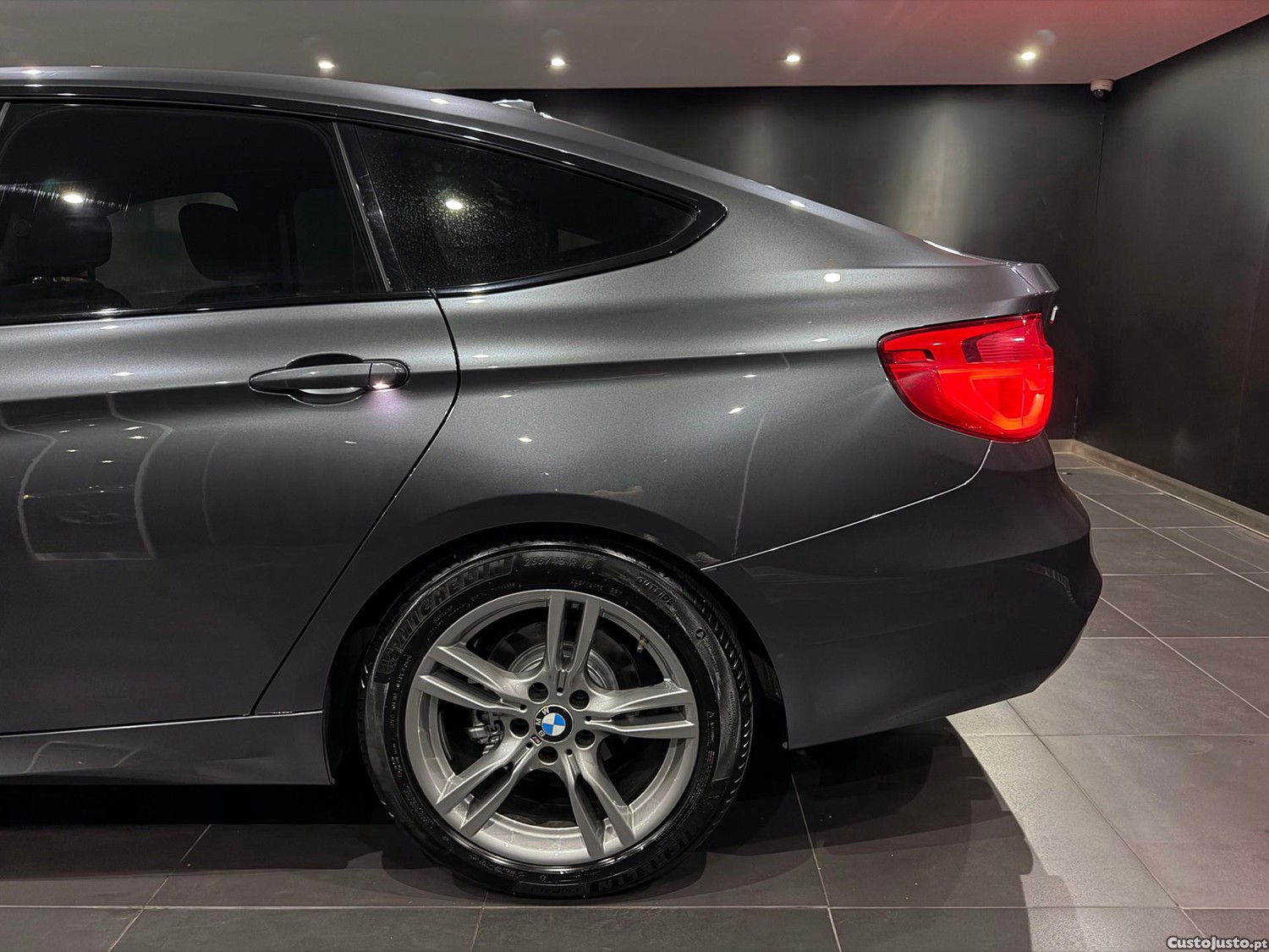 BMW 320 d Auto Pack M — fotografia 21