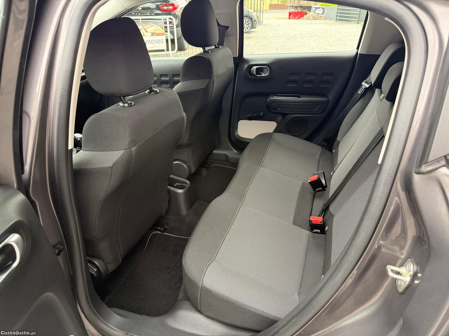 Citroën C3 1.2 PureTech Feel Pack — fotografia 13