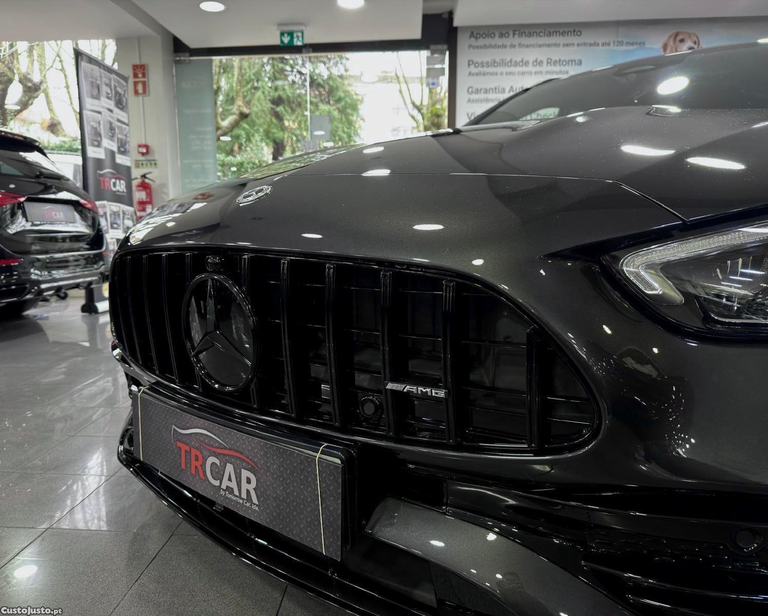 Mercedes-Benz C 300 e 9G-TRONIC AMG Line Advanced — fotografia 16