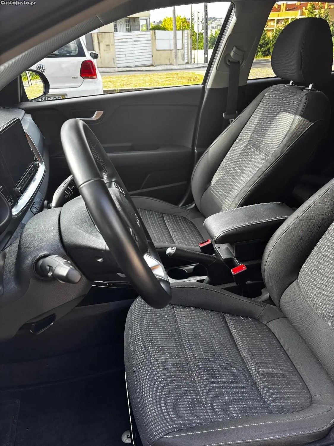 Kia Stonic Sem versão — fotografia 6