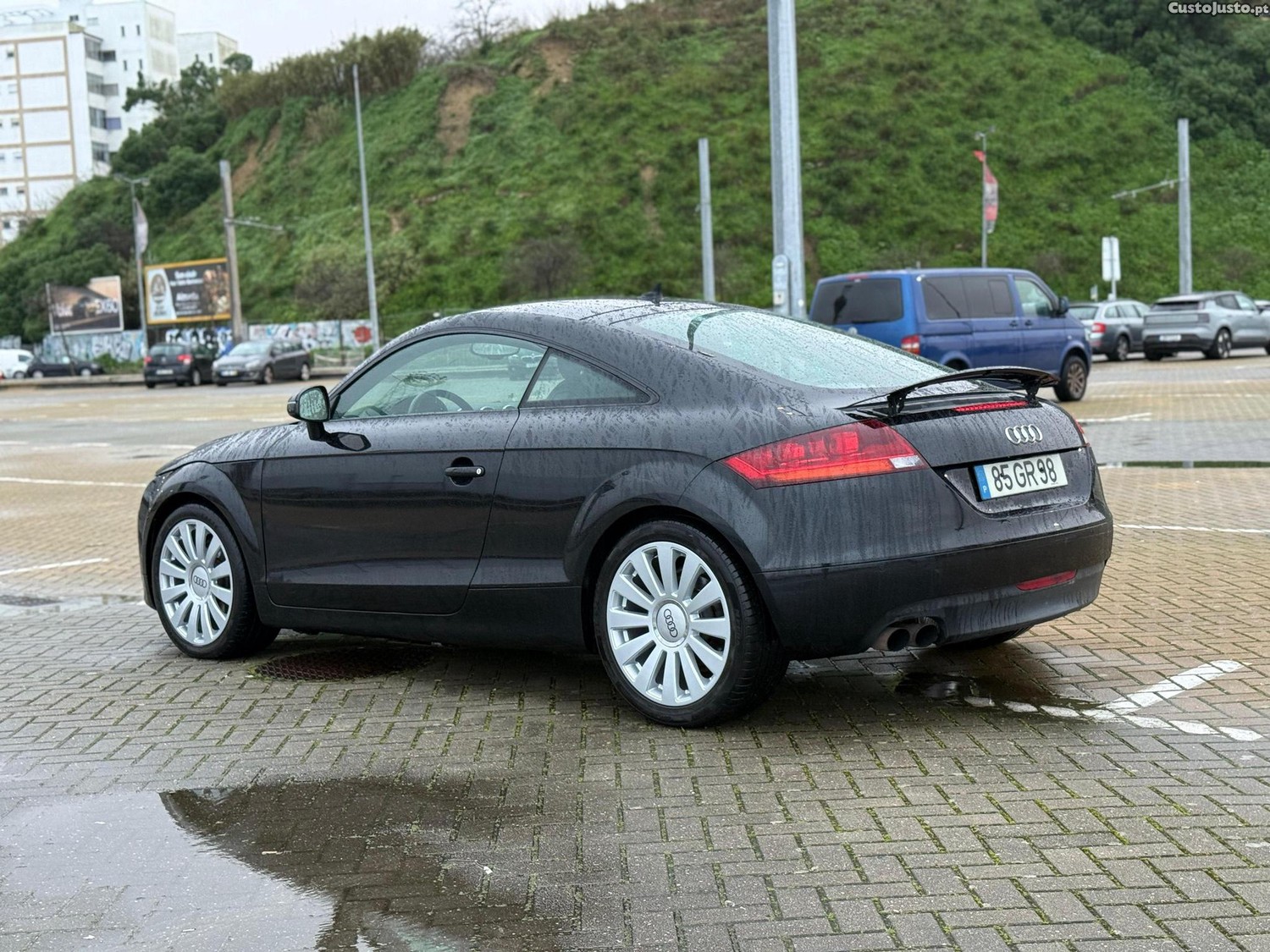 Audi TT 2.0 TFSi — fotografia 14