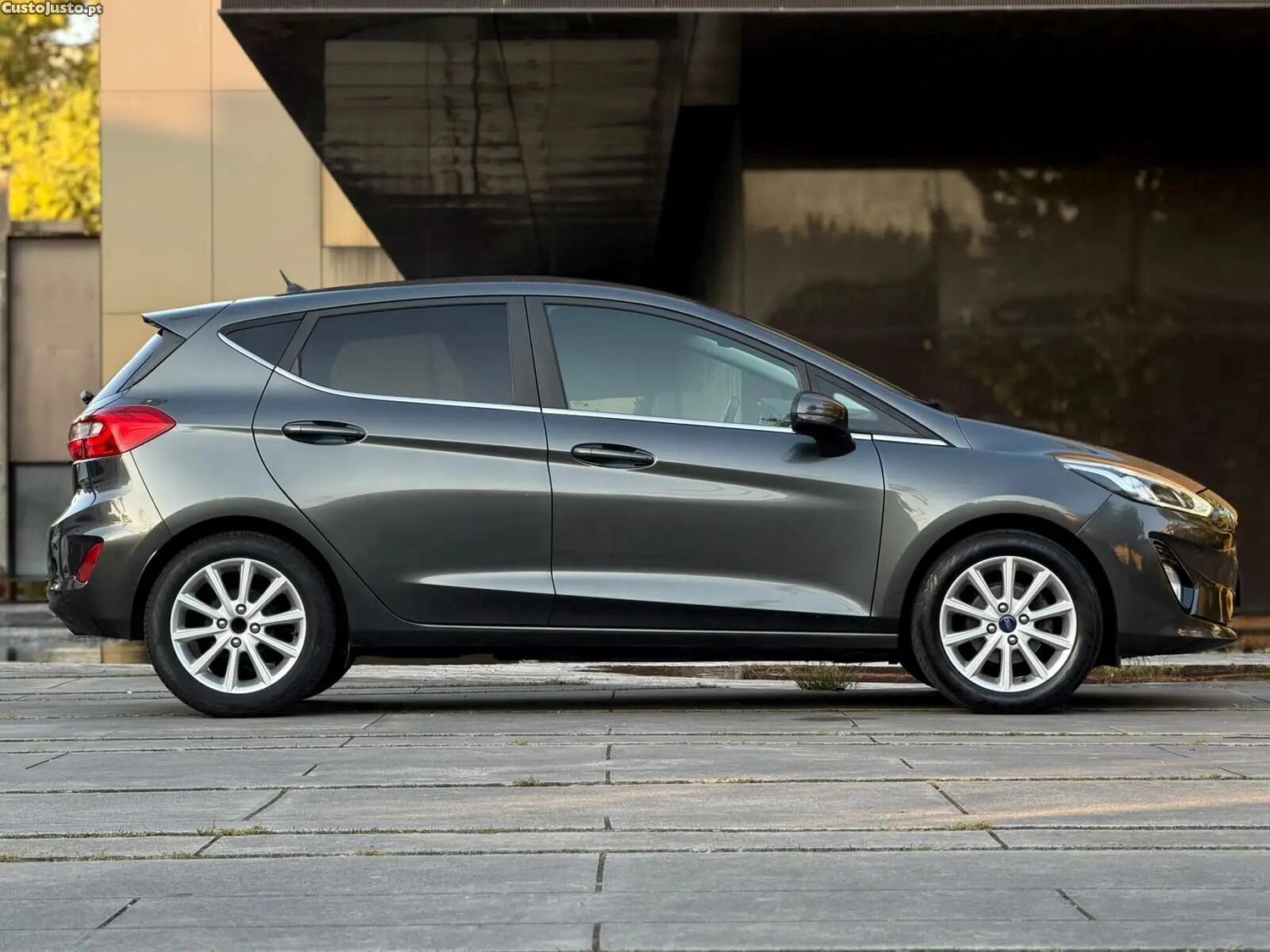 Ford Fiesta 1.5 TDCi Titanium — fotografia 21