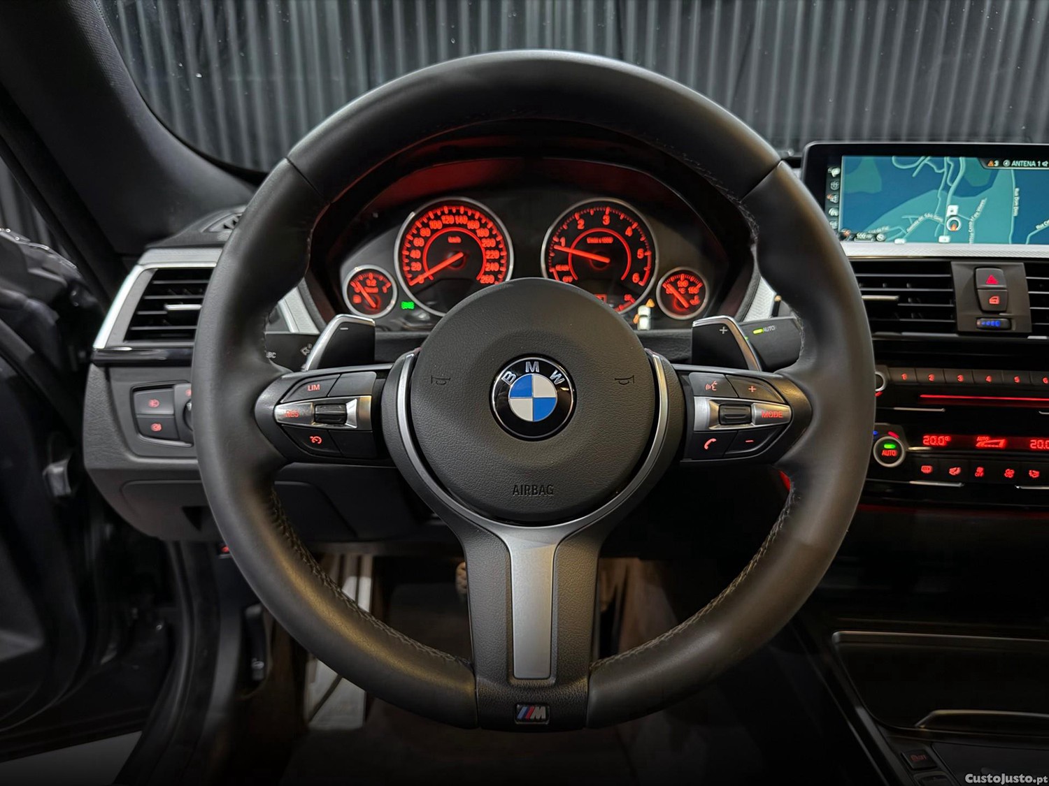 BMW 320 d Auto Pack M — fotografia 5