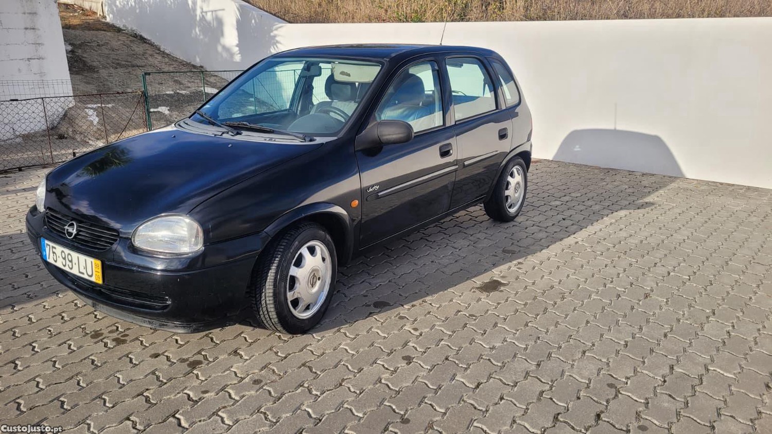 Opel Corsa 1.0 gasolina — fotografia 7