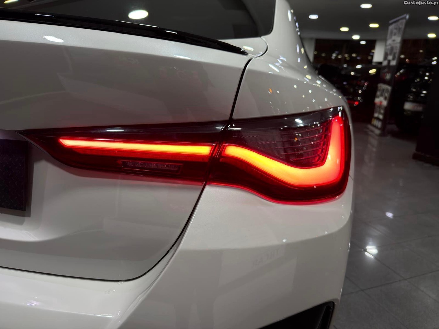 BMW 420 Gran Coupé d Pack Desportivo M Auto — fotografia 4