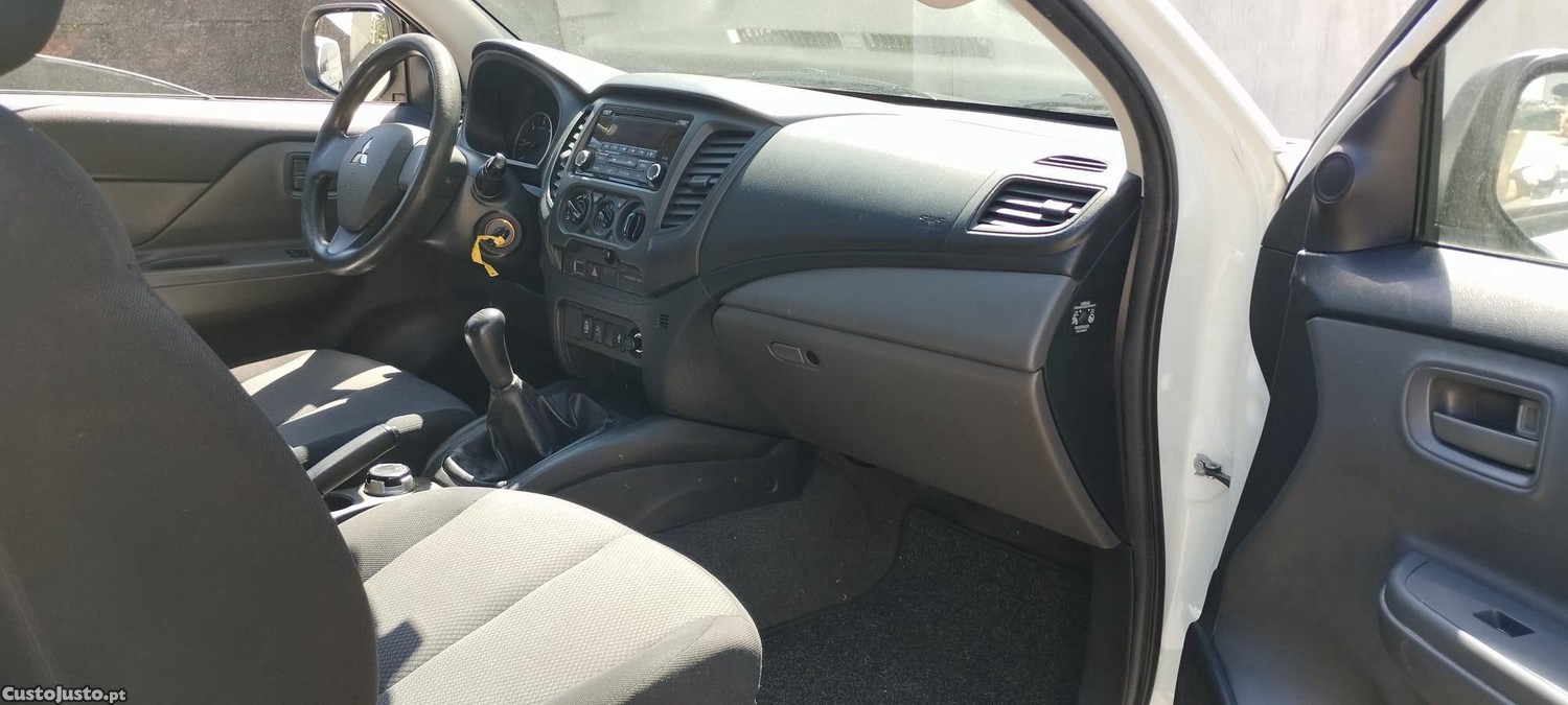 Mitsubishi L200 3 Lugares 4x4 — fotografia 6