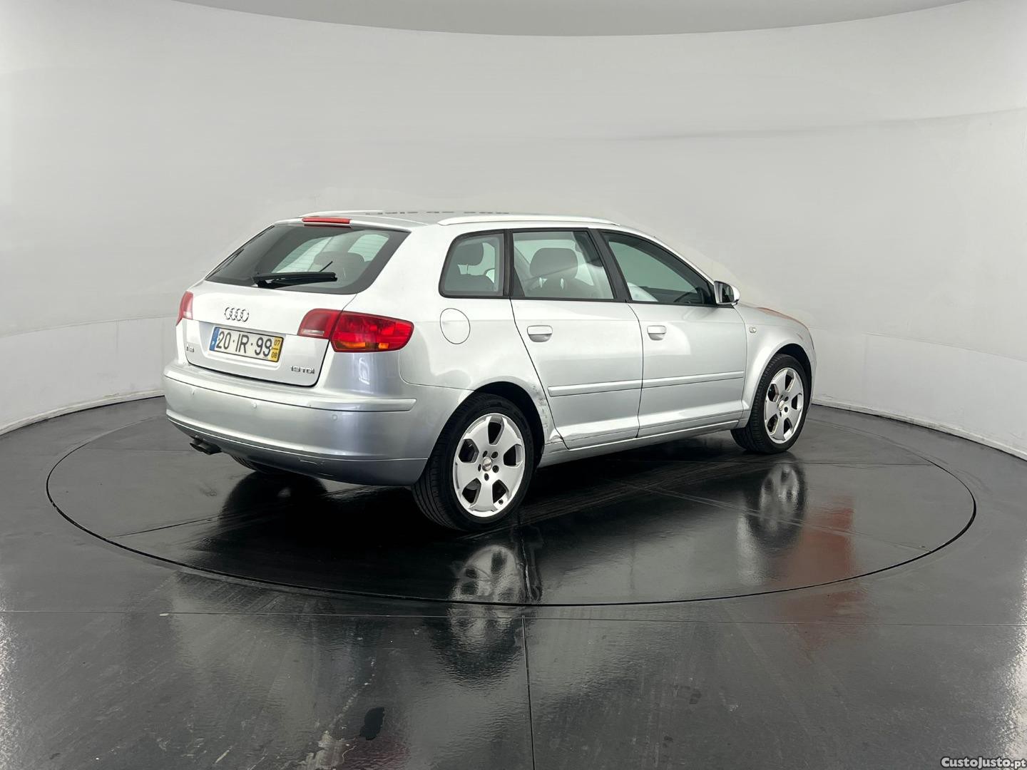 Audi A3 SPORTBACK 1.9TDI — fotografia 10