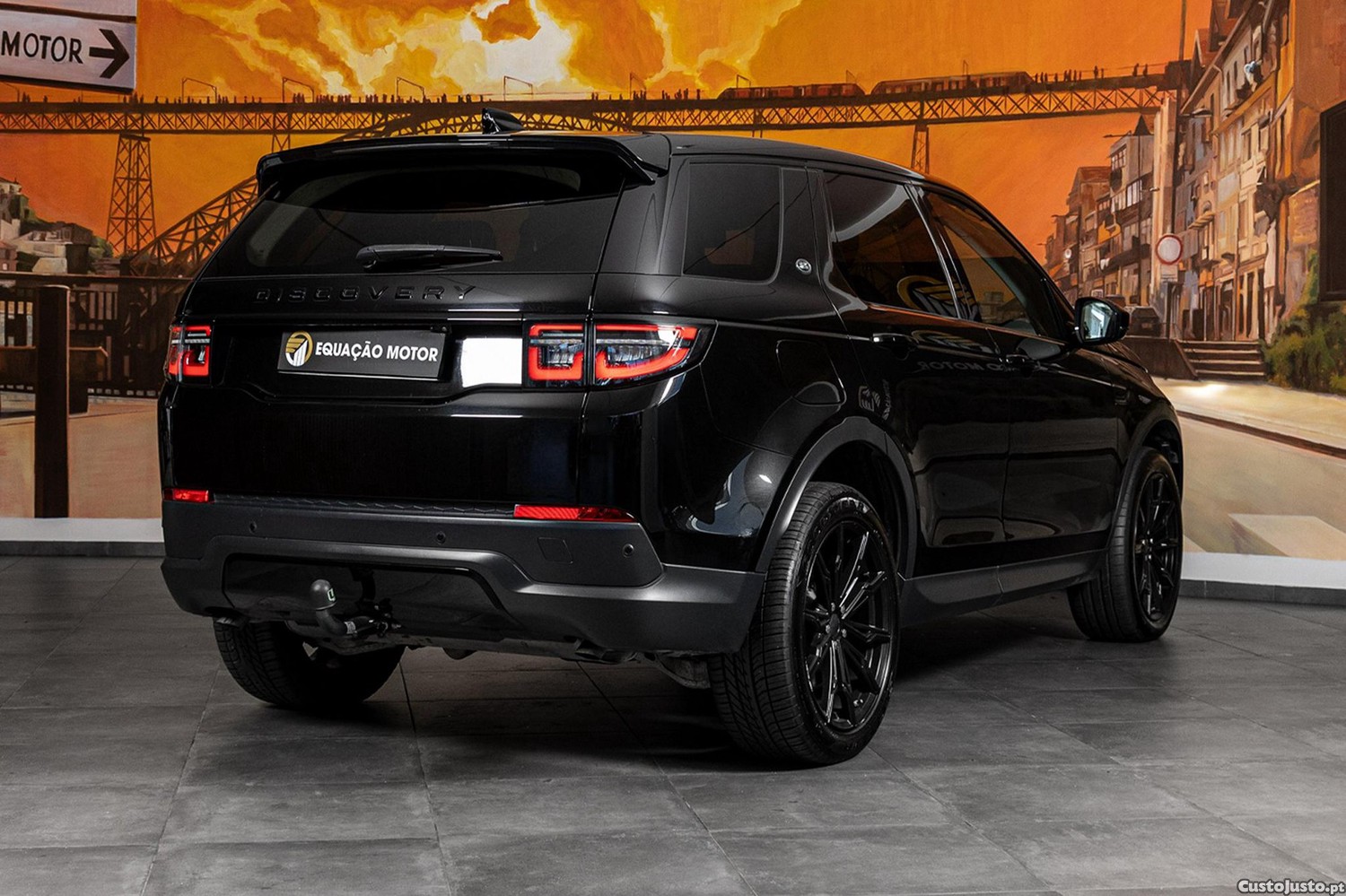 Land Rover Discovery Sport 1.5 I3 P300e AWD R-Dynamic S — fotografia 27