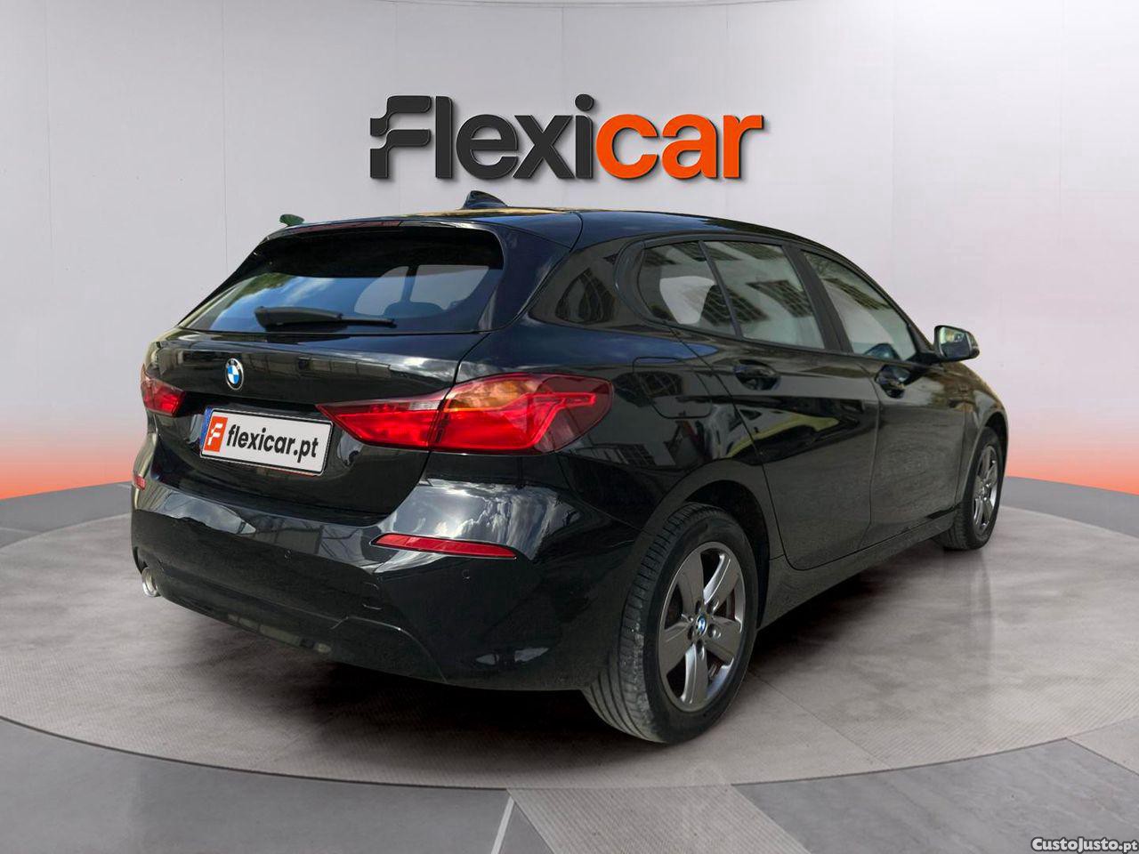 BMW 116 d Advantage — fotografia 11
