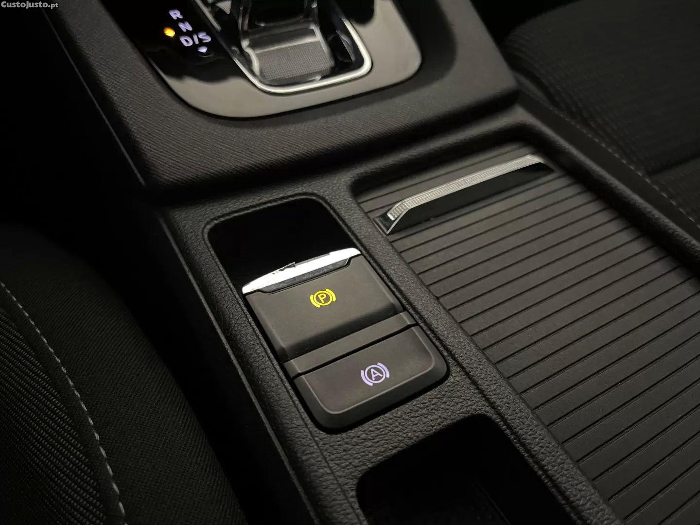 Skoda Octavia 2.0 tdi ambition dsg — fotografia 6