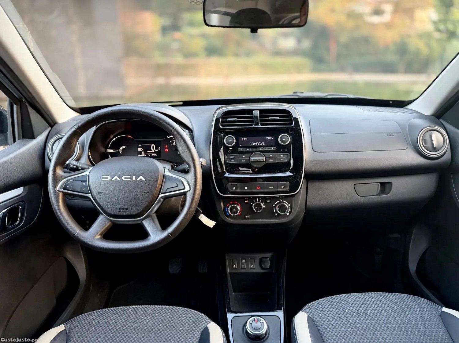 Dacia Spring Comfort Plus — fotografia 18