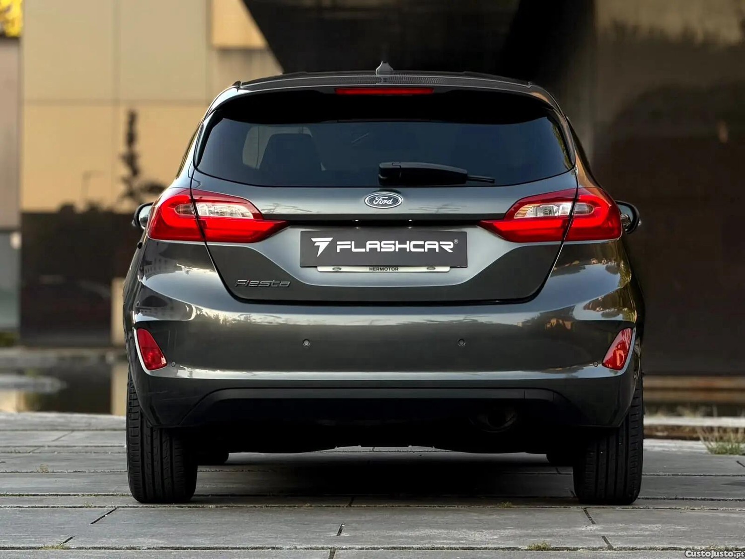 Ford Fiesta 1.5 TDCi Titanium — fotografia 19