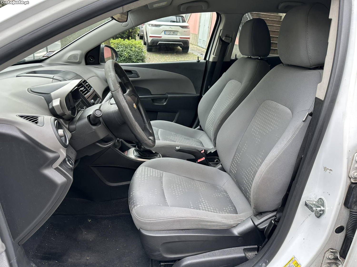 Chevrolet Aveo 1.3 TDCi LS — fotografia 10